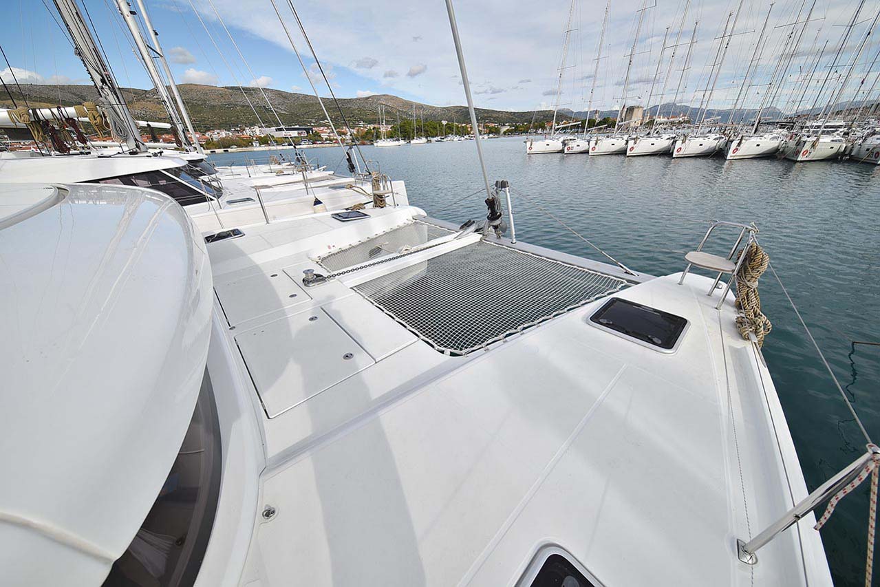 Photo #7 - Lagoon 42 - 4 + 2 cab. (Adriana 2) in Trogir - 44729