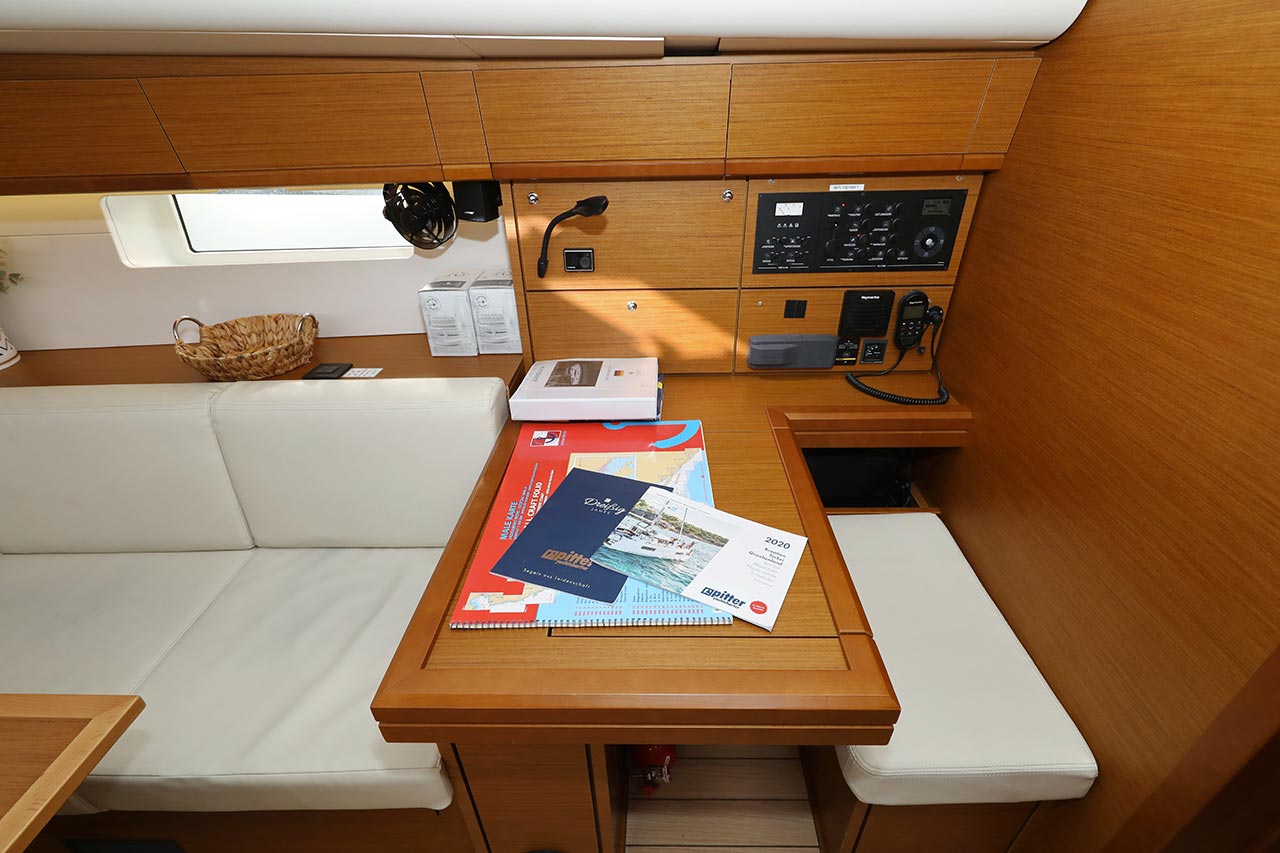 Photo #38 - Jeanneau 54 - 5 + 1 cab. (Mary-Lu) in Trogir - 44752
