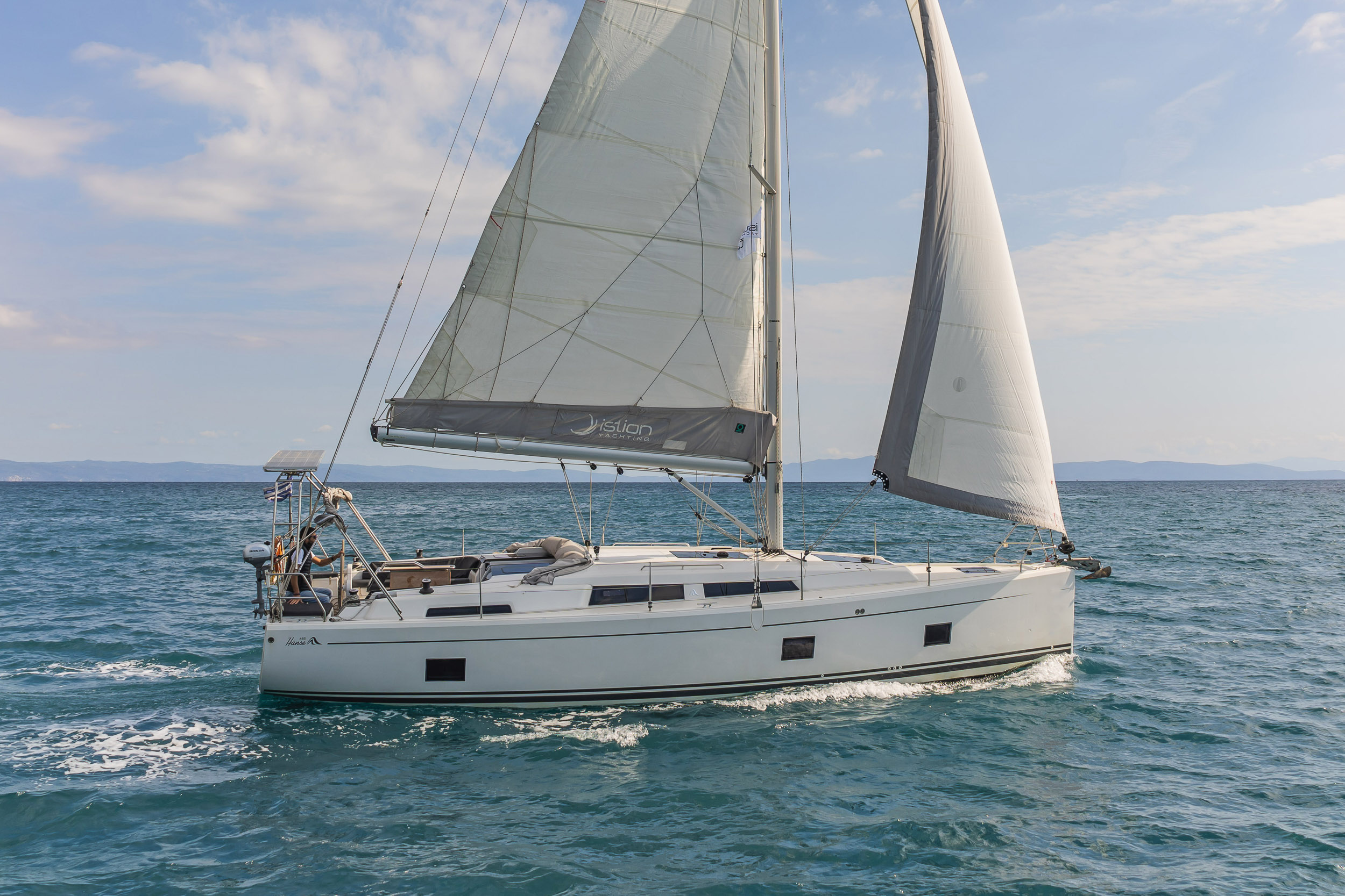 Photo #5 - Hanse 418 - 3 cab. (Azur) in Lavrion - 44754