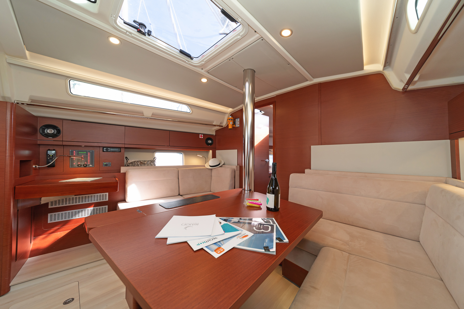 Photo #15 - Hanse 418 - 3 cab. (Azur) in Lavrion - 44754
