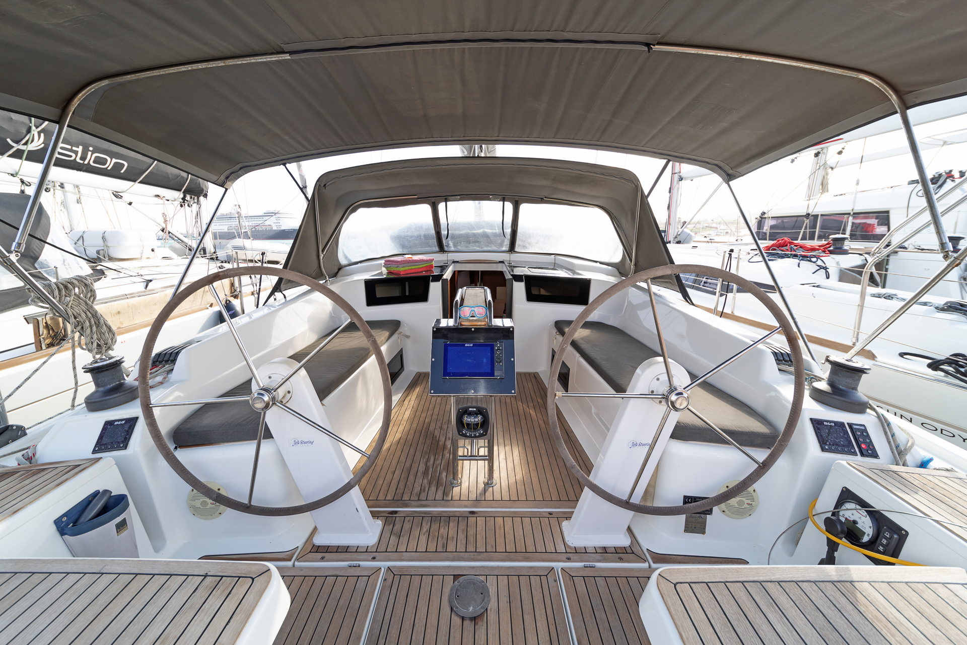 Photo #17 - Hanse 418 - 3 cab. (Azur) in Lavrion - 44754