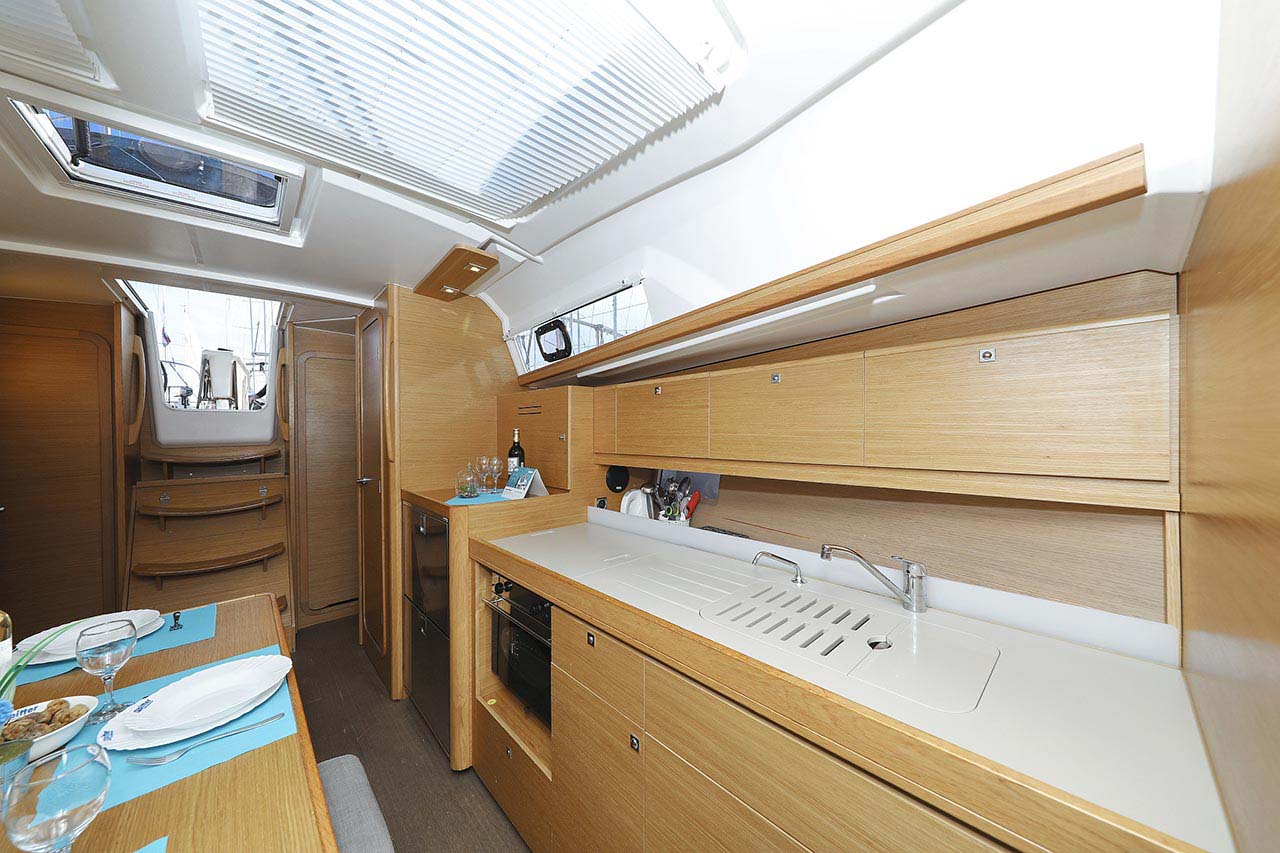 Photo #11 - Dufour 382 GL (Alegria) in Pula - 44763
