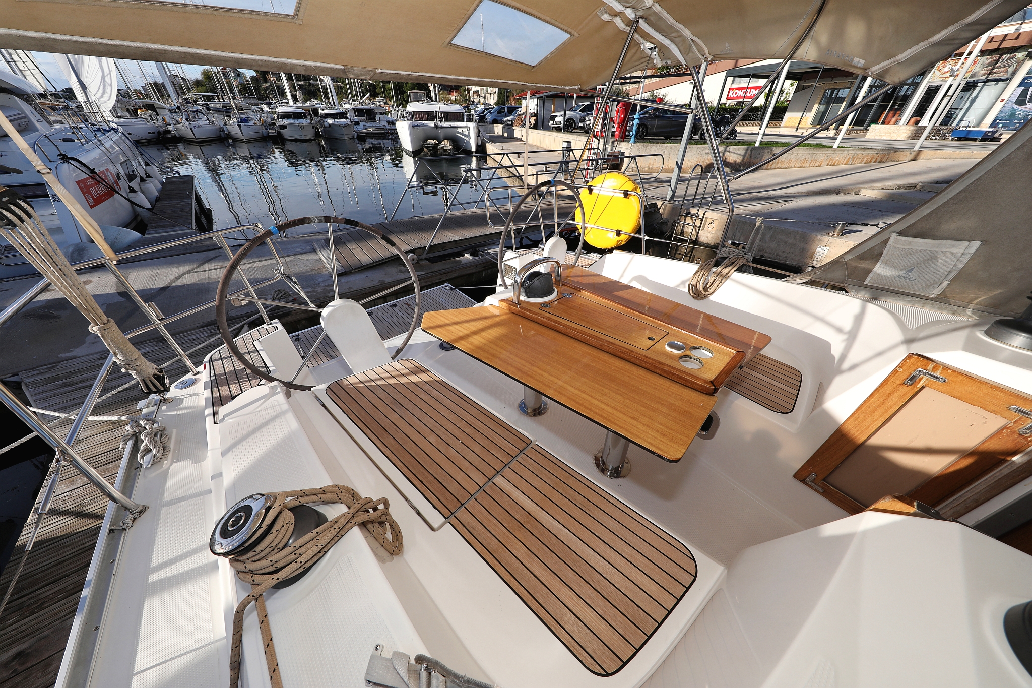Photo #7 - Bavaria Cruiser 37 - 3 cab. (Angelic) en Sibenik - 44790