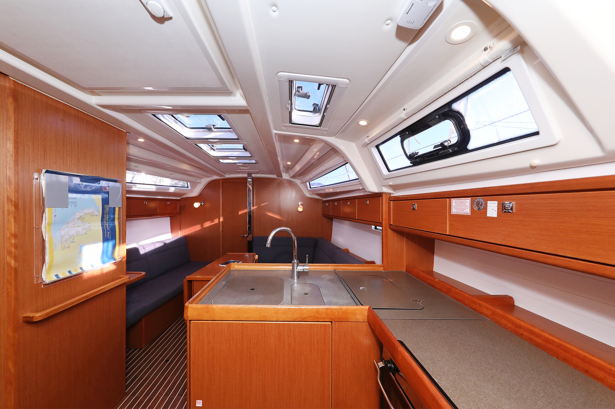 Photo #13 - Bavaria Cruiser 37 - 3 cab. (Angelic) en Sibenik - 44790