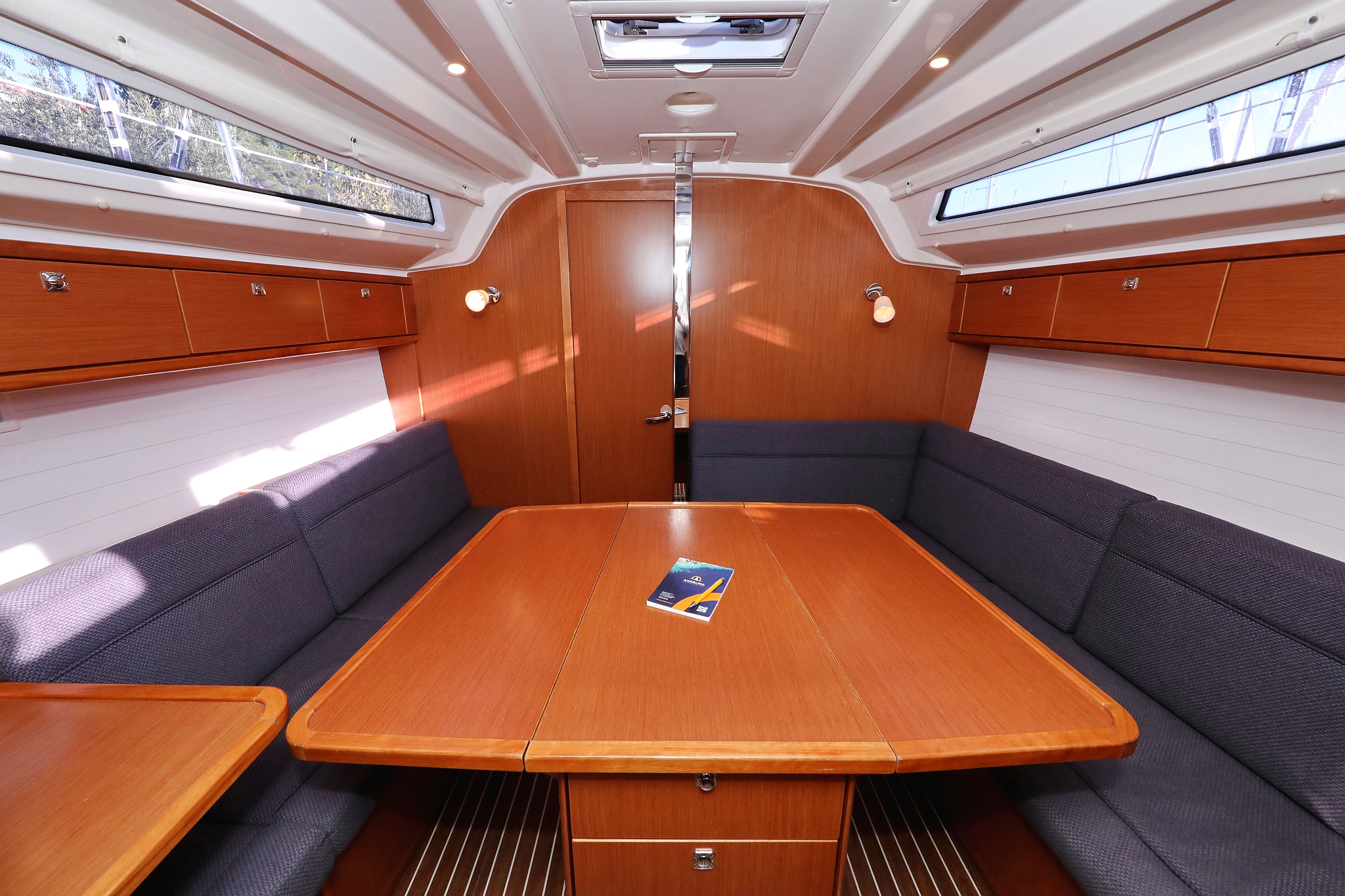 Photo #15 - Bavaria Cruiser 37 - 3 cab. (Angelic) en Sibenik - 44790
