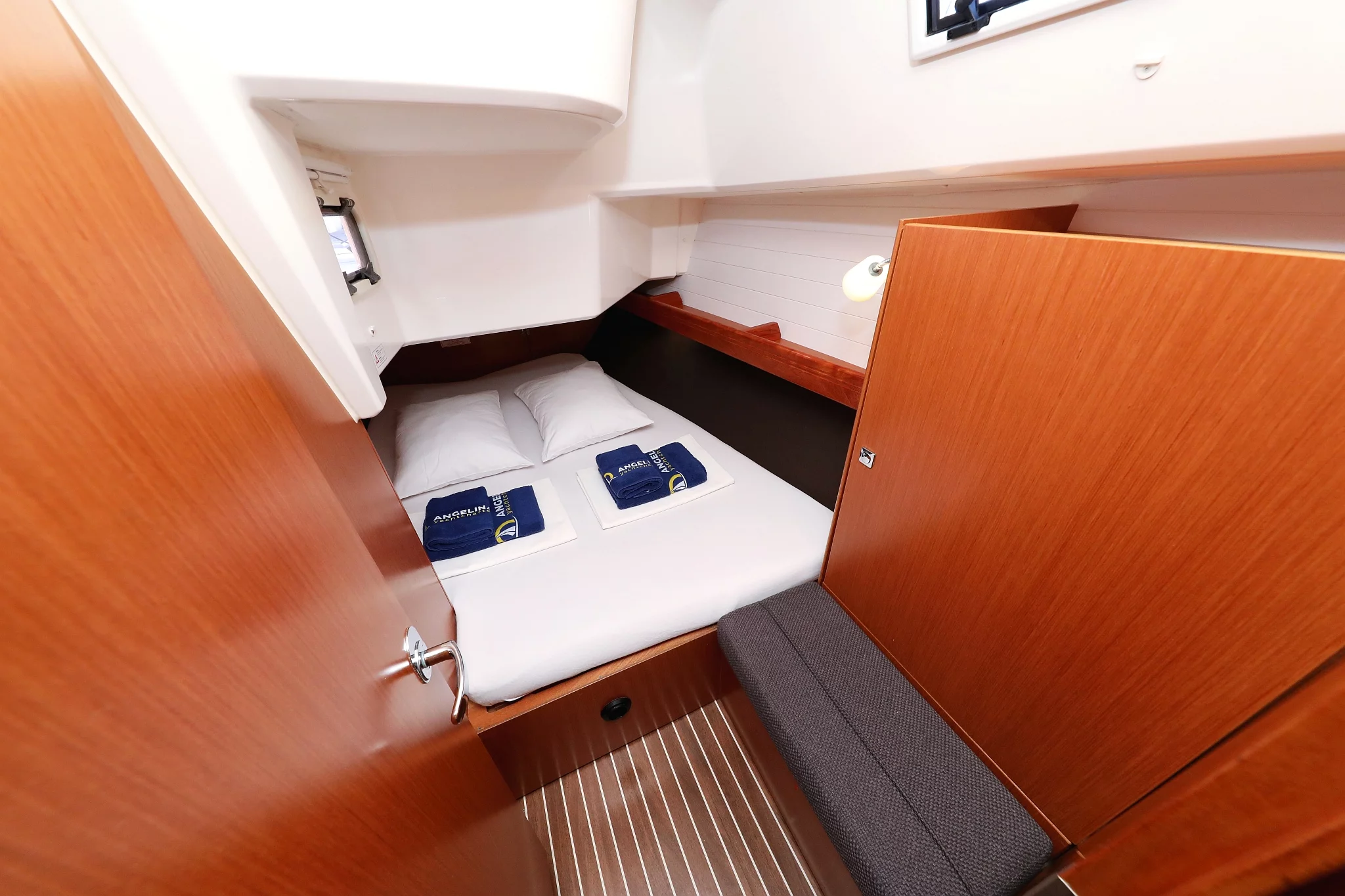 Bavaria Cruiser 37 - 3 cab. (Angelic)  - 26