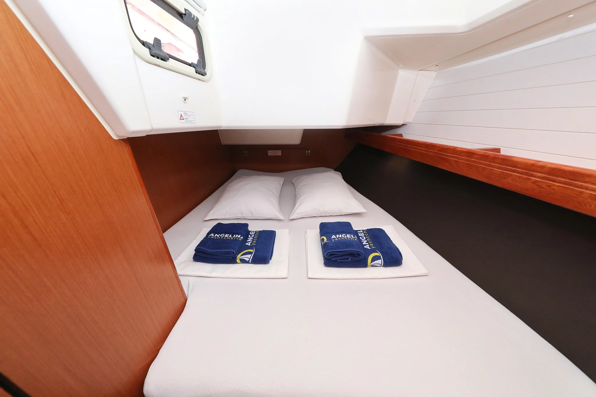 Bavaria Cruiser 37 - 3 cab. (Angelic)  - 28