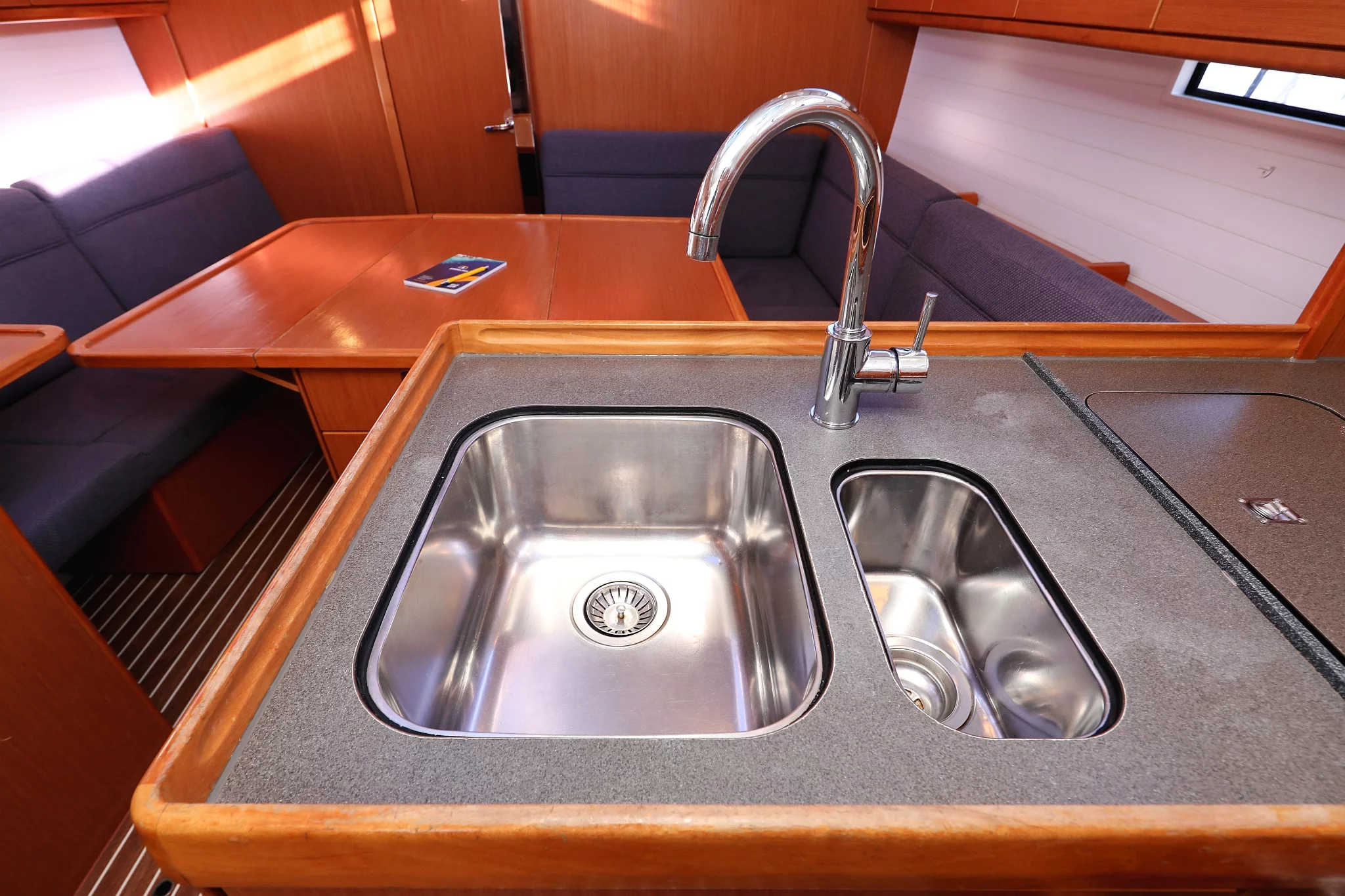 Bavaria Cruiser 37 - 3 cab. (Angelic)  - 38