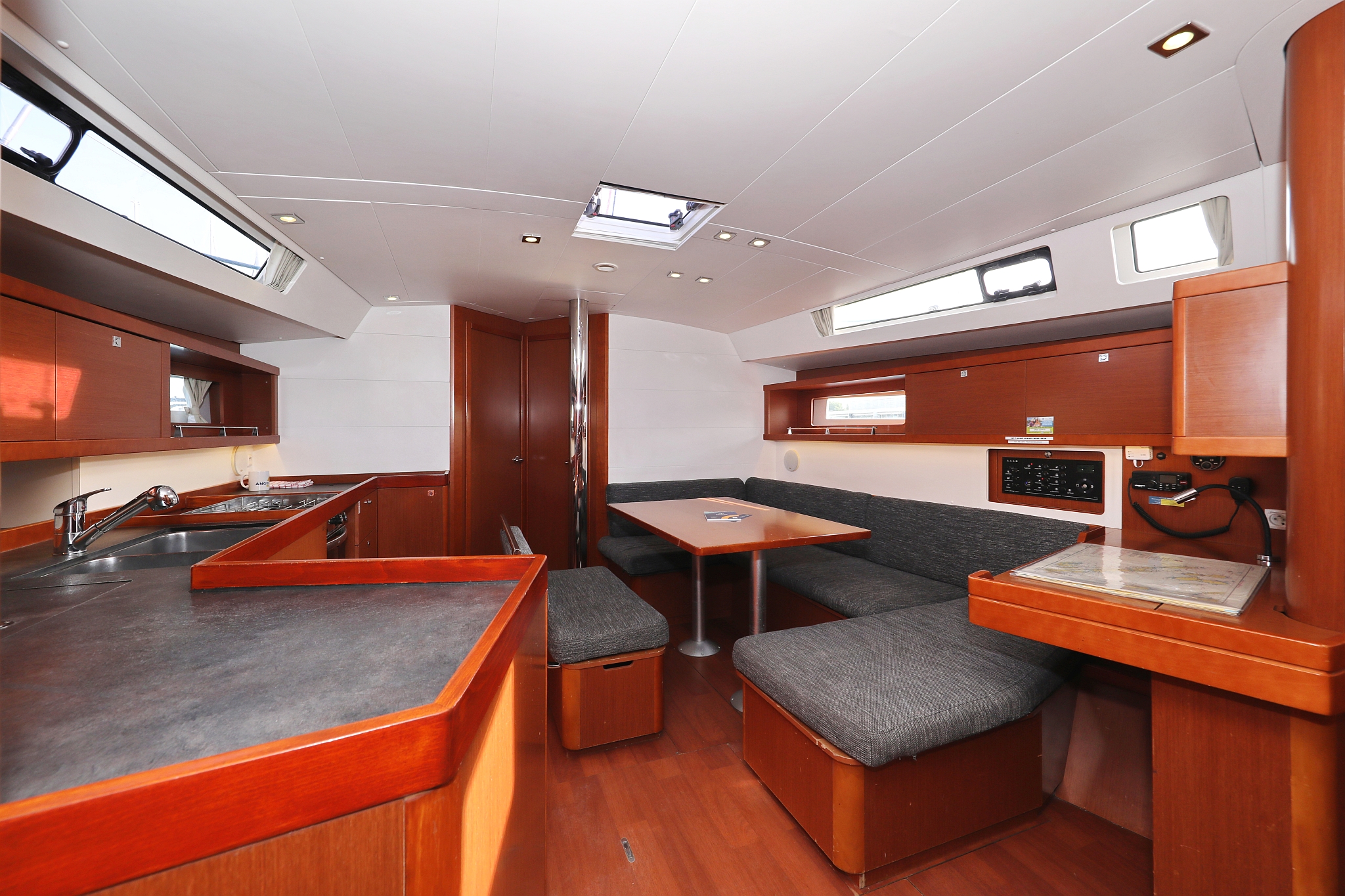 Photo #13 - Oceanis 45 - 4 cab. (Zephyra) in Sukosan - 44791
