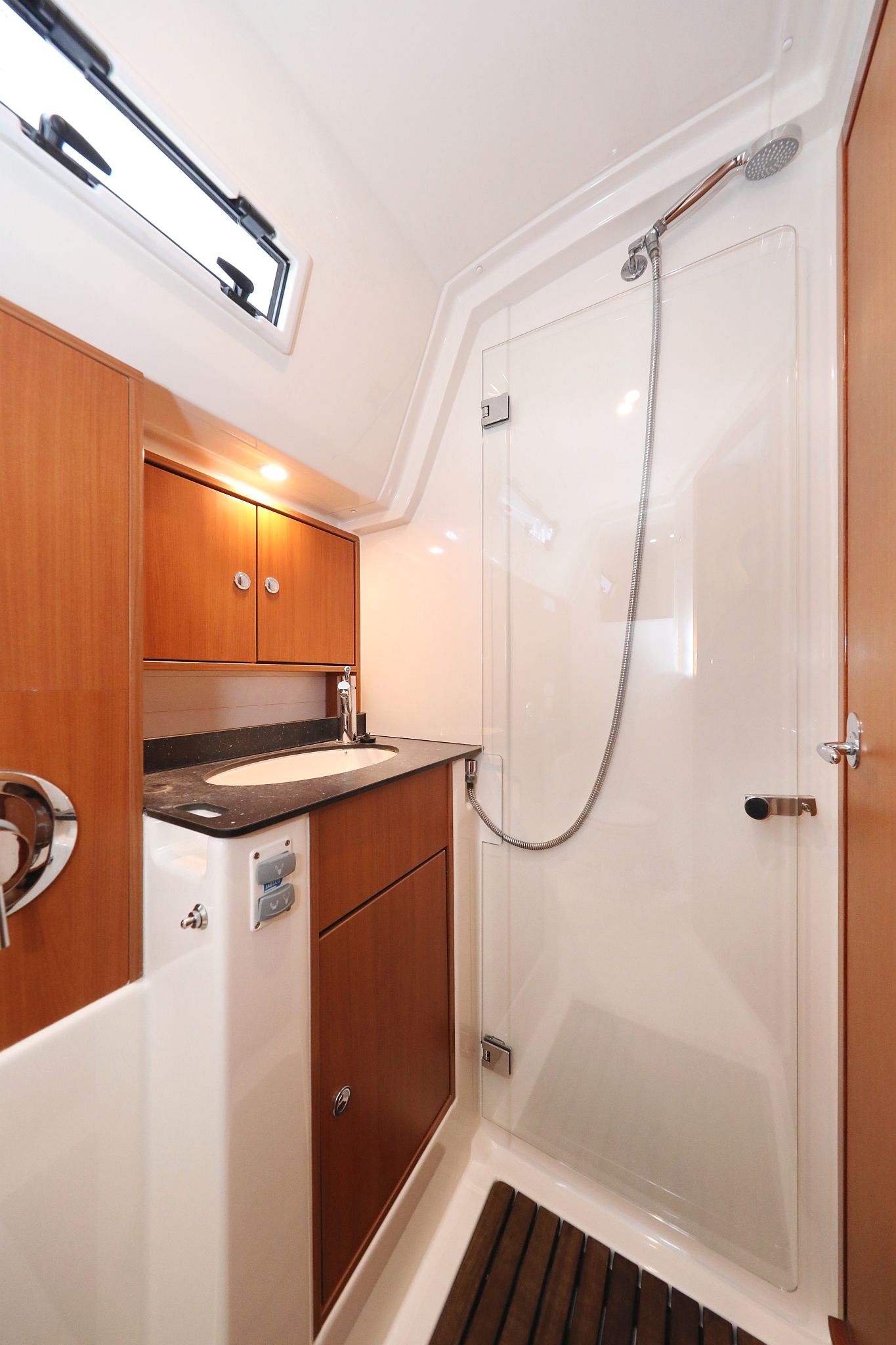 Photo #26 - Bavaria Cruiser 50 (Star Isabella) in Trogir - 44800