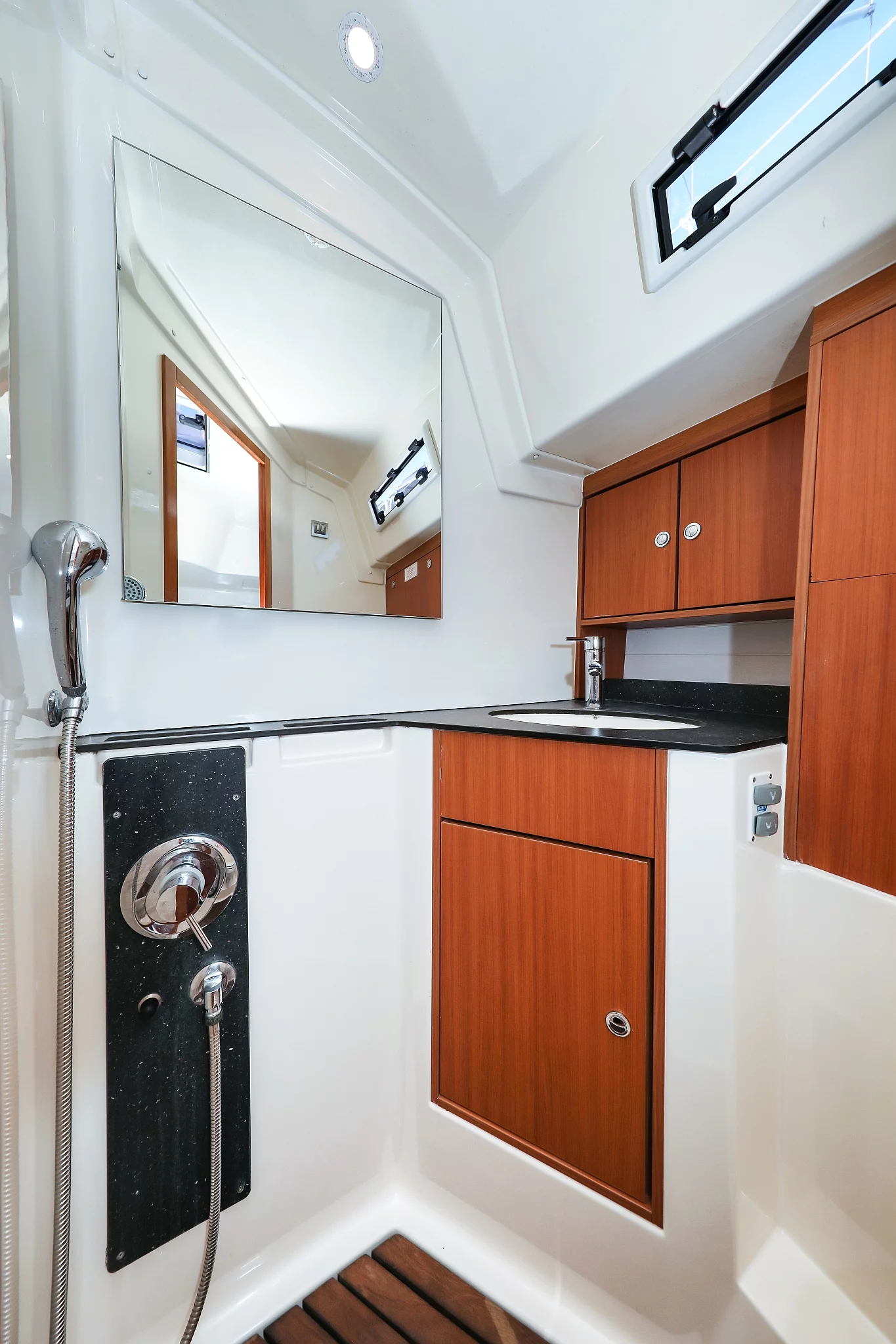 Bavaria Cruiser 45 - 4 cab. (Star Doris)  - 36