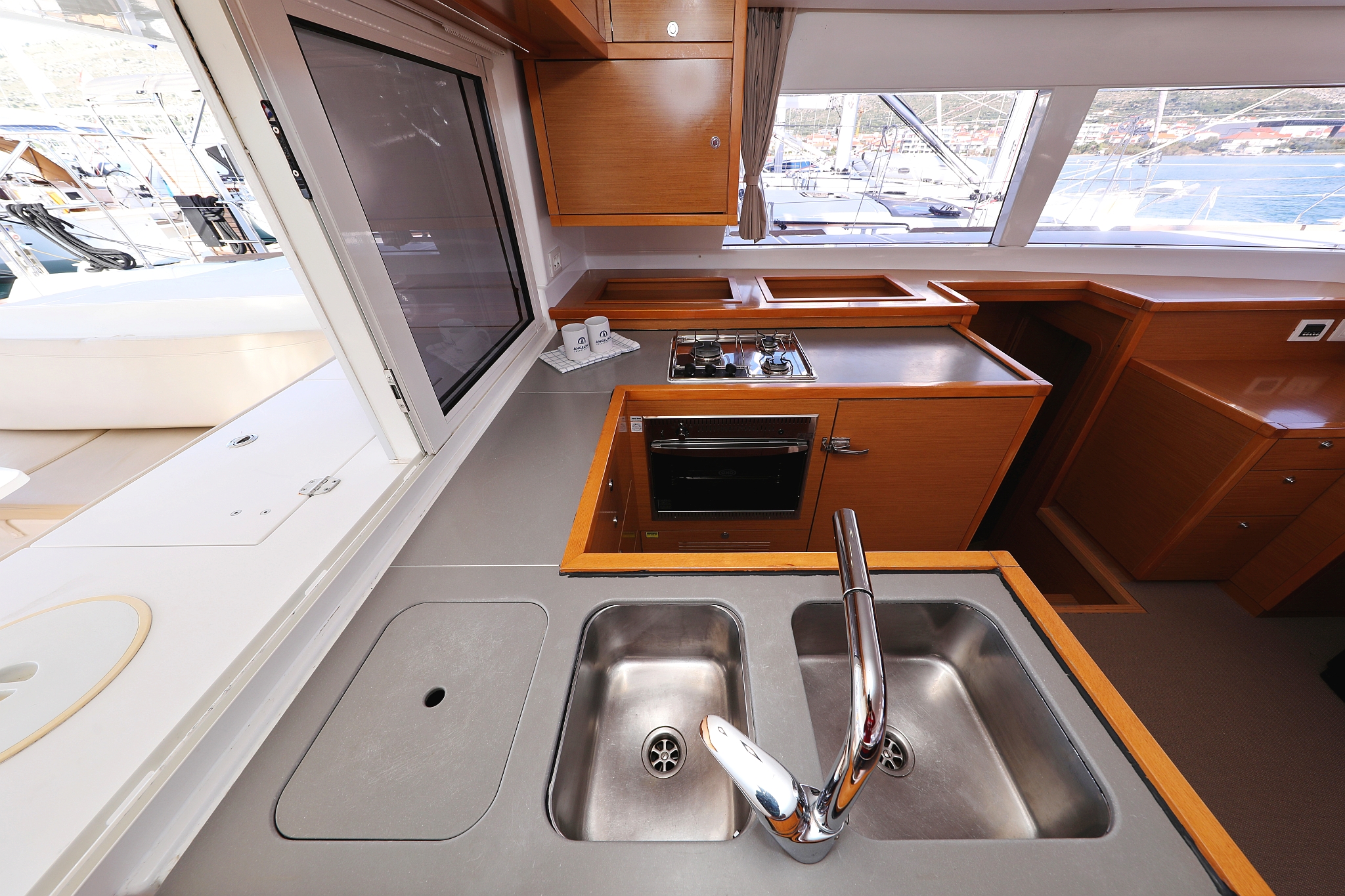 Photo #7 - Lagoon 450 - 4 + 2 cab. (Simply The Best) en Trogir - 44811