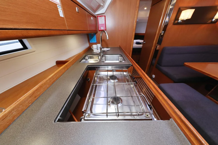 Bavaria Cruiser 41 - 3 cab. (Star Sissi)  - 36