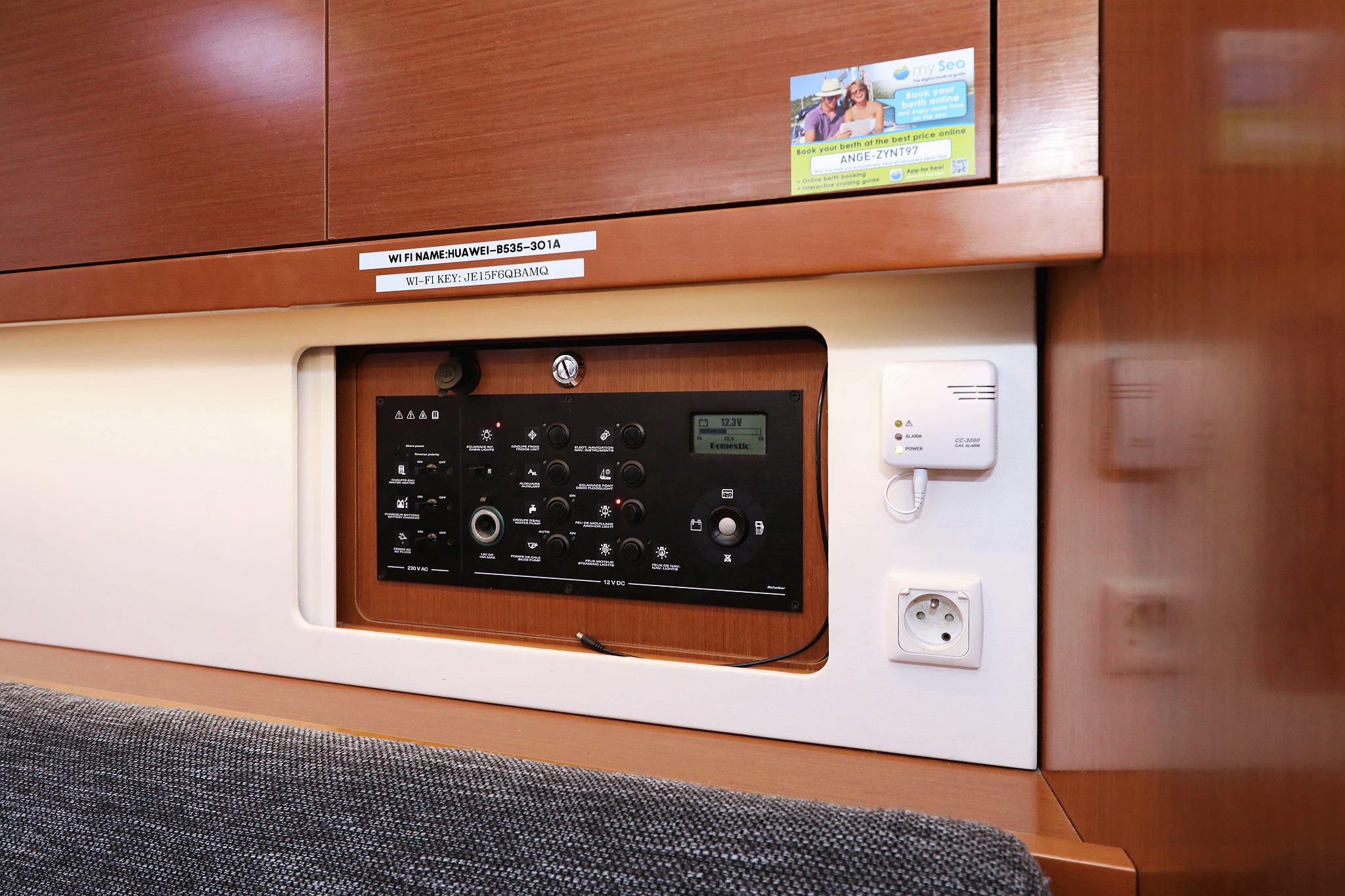 Photo #8 - Oceanis 41 (Zyntha) in Sukosan - 44817