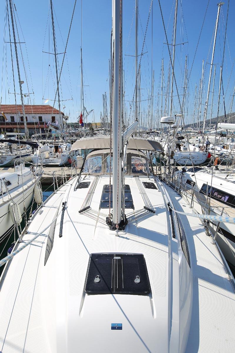 Photo #7 - Bavaria Cruiser 37 - 3 cab. (Adriana) en Pula - 44827