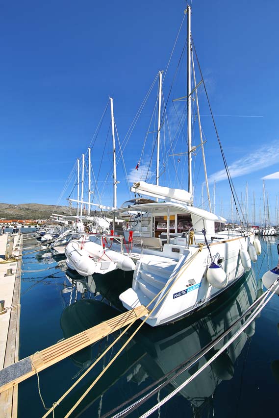 Photo #14 - Lagoon 400 S2 - 4 + 2 cab. (Elea) in Trogir - 44850