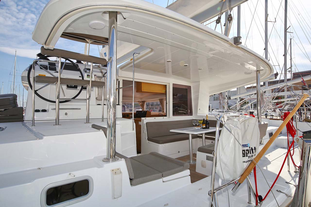 Photo #17 - Lagoon 400 S2 - 4 + 2 cab. (Elea) in Trogir - 44850
