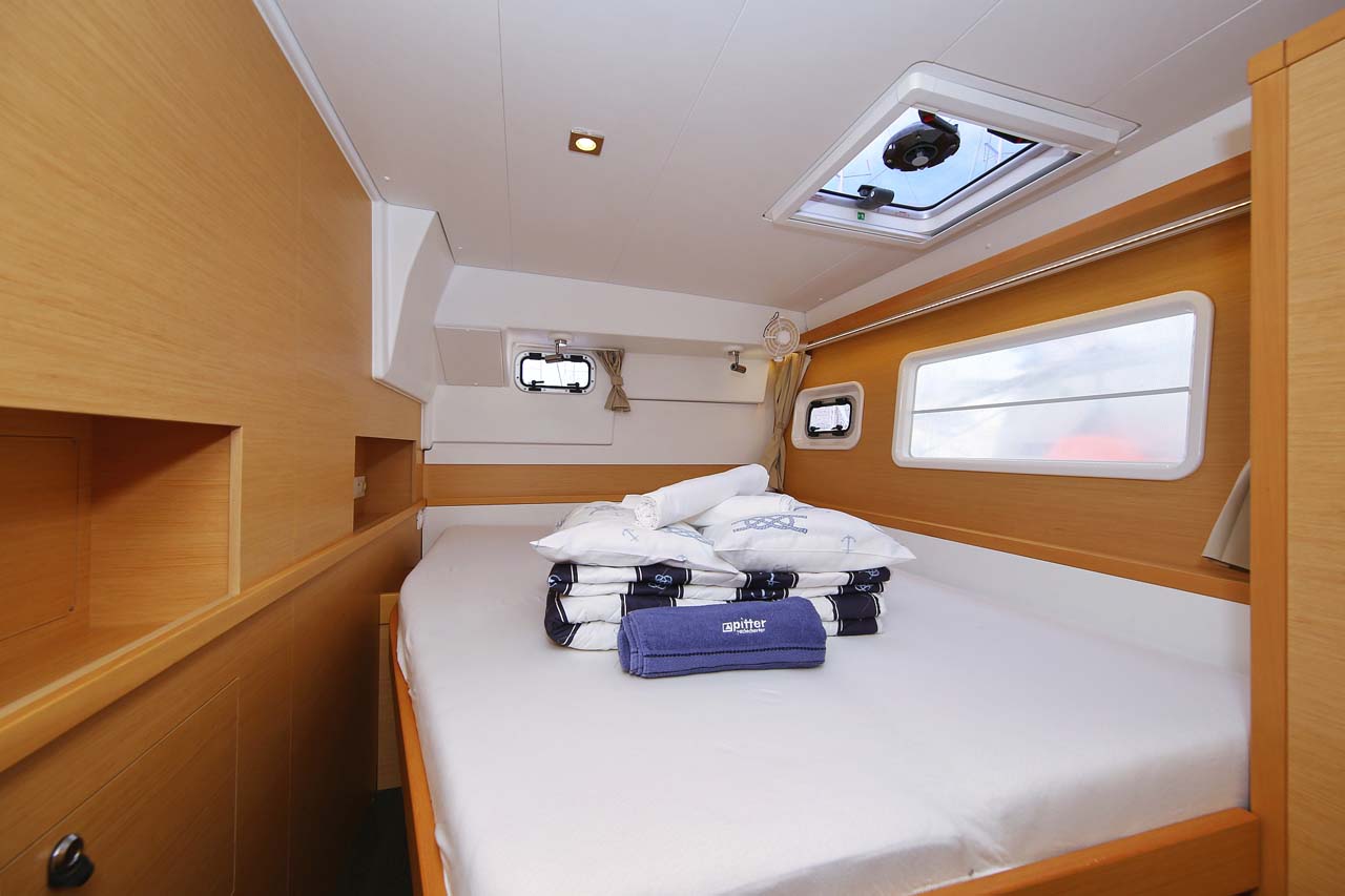 Photo #6 - Lagoon 400 S2 - 4 + 2 cab. (Elea) in Trogir - 44850
