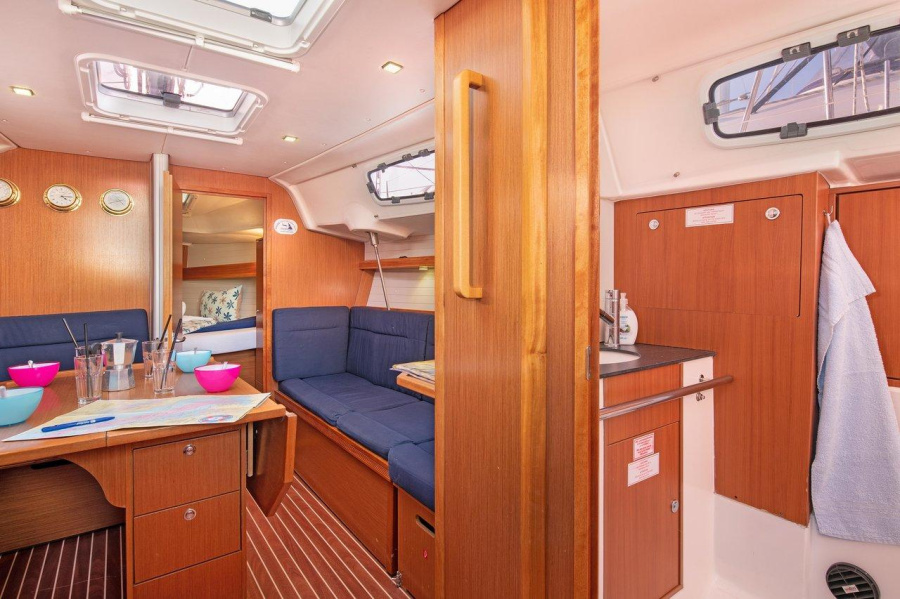 Photo #5 - Bavaria 35 Cruiser (Faith) in Pula - 44852