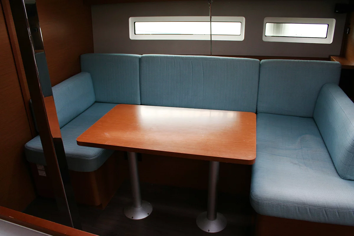 Sun Odyssey 440 - 3 cab. (Modesty)  - 24
