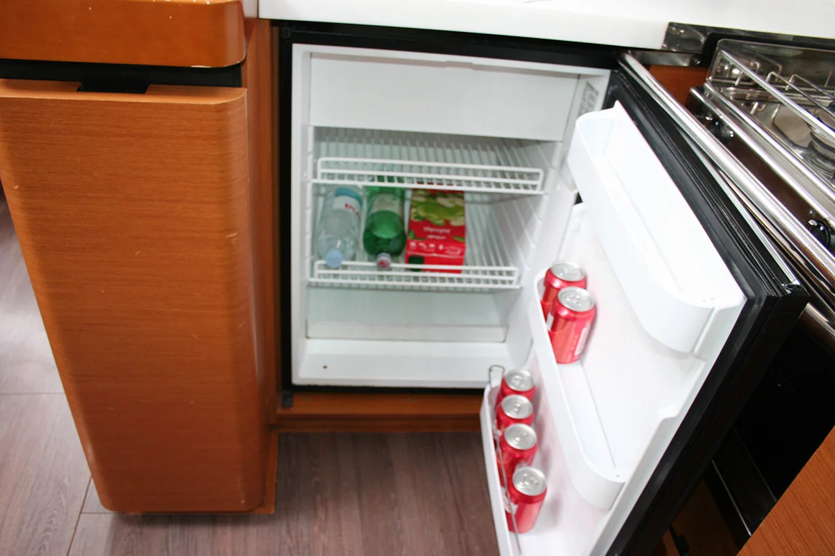 Sun Odyssey 440 - 3 cab. (Modesty)  - 25
