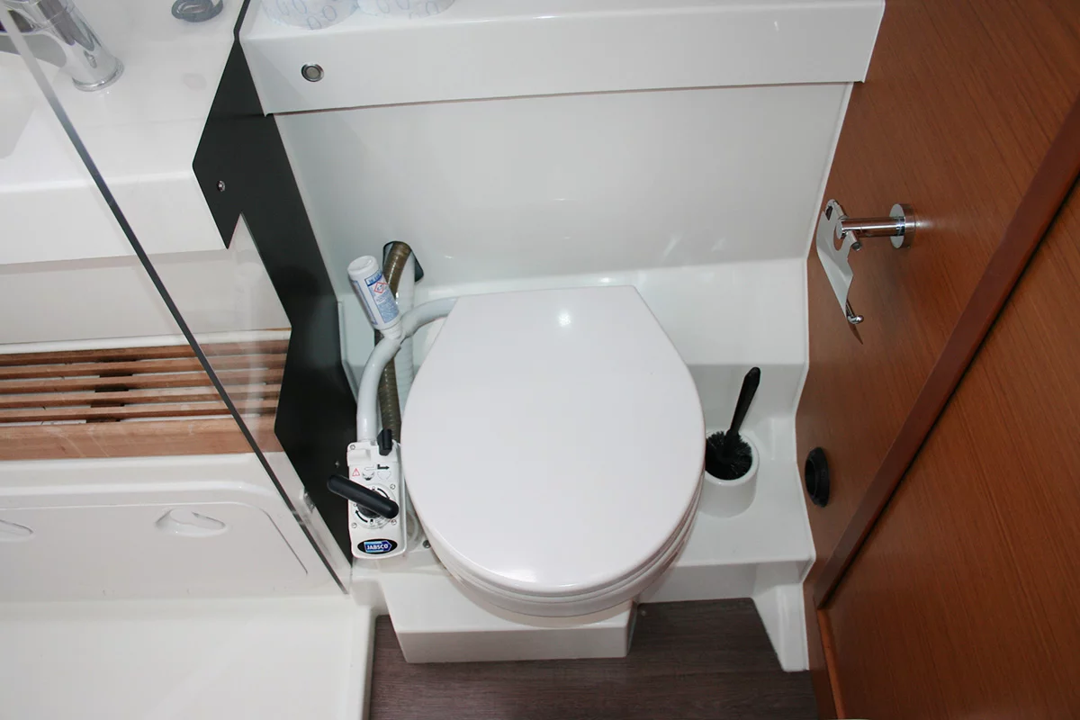Sun Odyssey 440 - 3 cab. (Modesty)  - 30