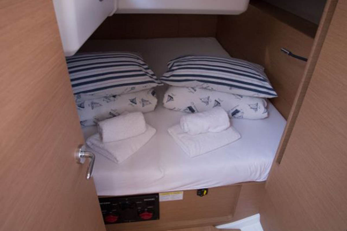 Photo #14 - Sun Odyssey 440 (Springbank) en Trogir - 44866