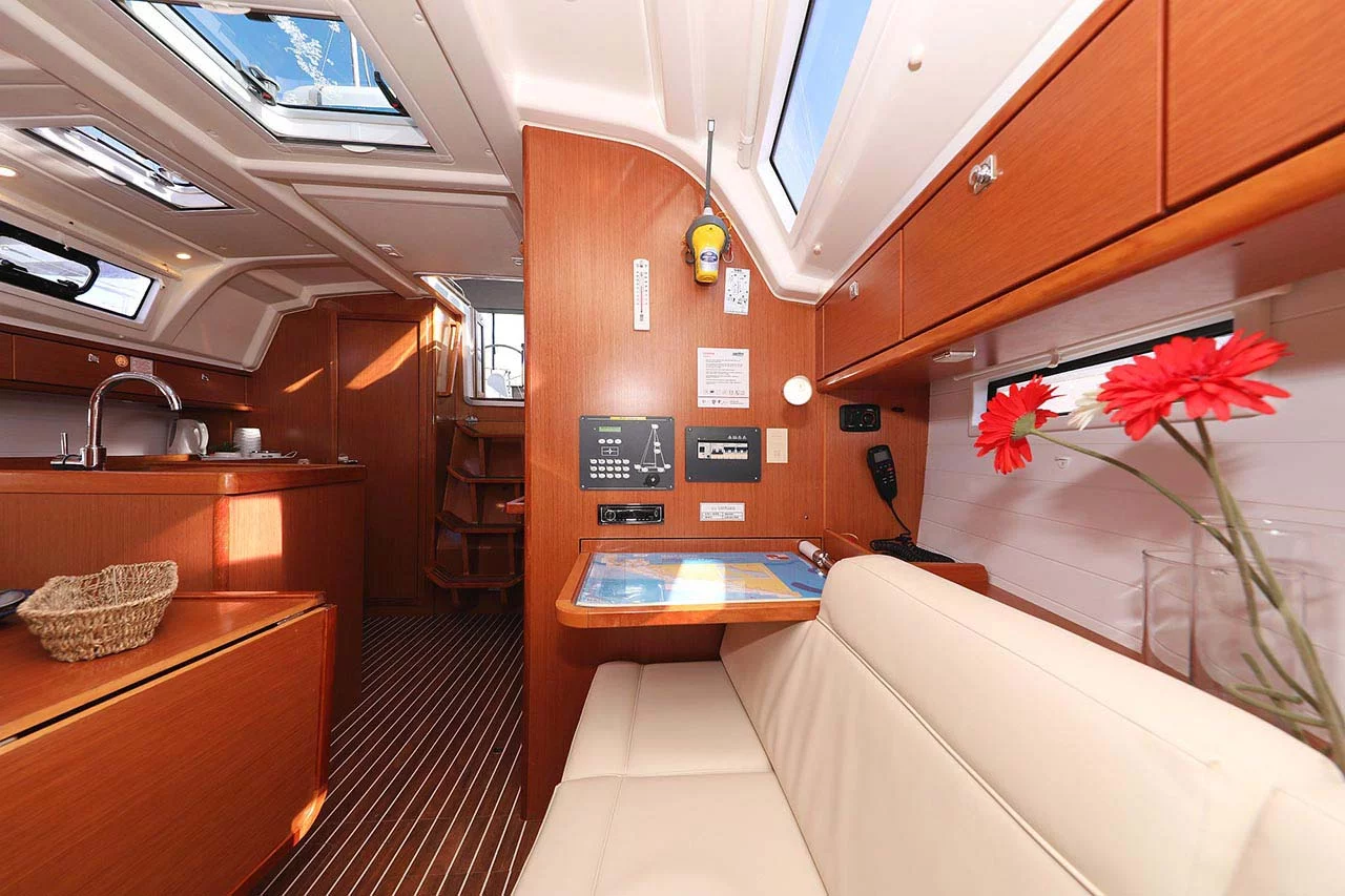 Bavaria Cruiser 37 - 3 cab. (Samsara)  - 14