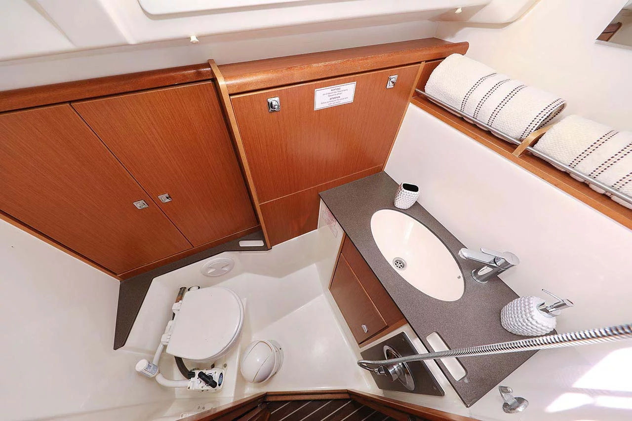 Bavaria Cruiser 37 - 3 cab. (Samsara)  - 20