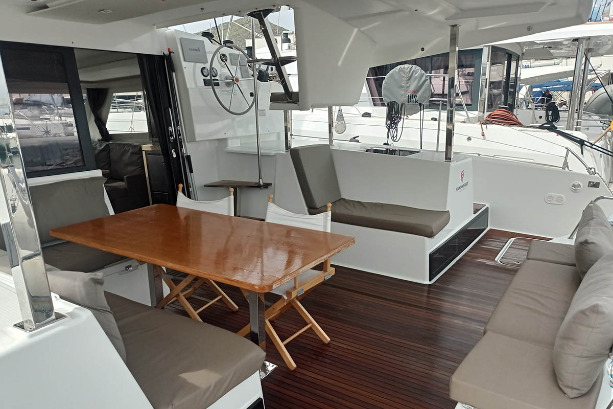 Photo #5 - Fountaine Pajot Lucia 40 - 4 cab. (Shanti) in Trogir - 44909