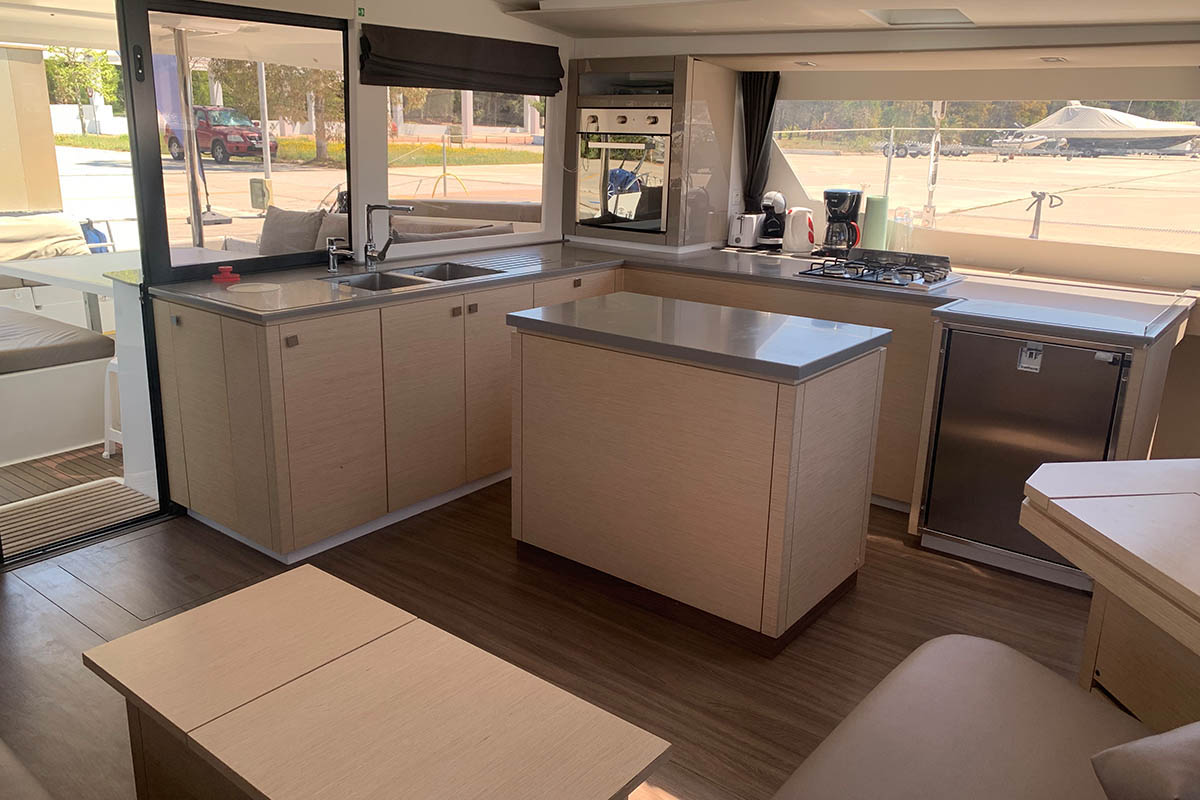 Photo #19 - Fountaine Pajot Saba 50 - 6 + 2 cab. (Waterloo) en Trogir - 44910