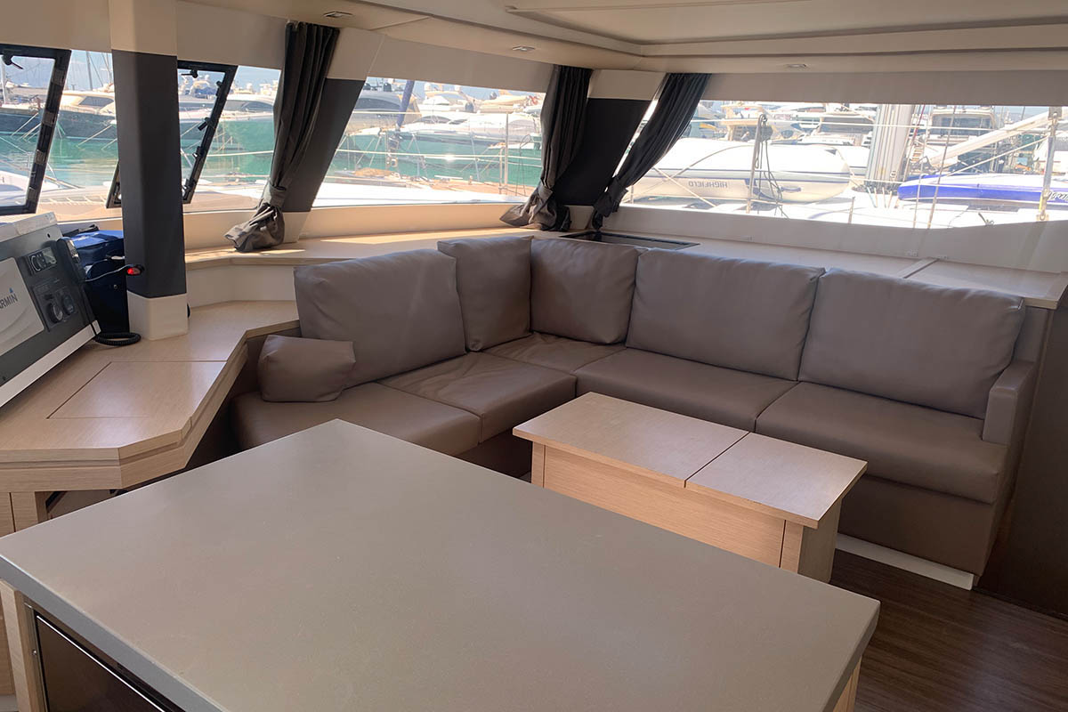 Photo #20 - Fountaine Pajot Saba 50 - 6 + 2 cab. (Waterloo) en Trogir - 44910