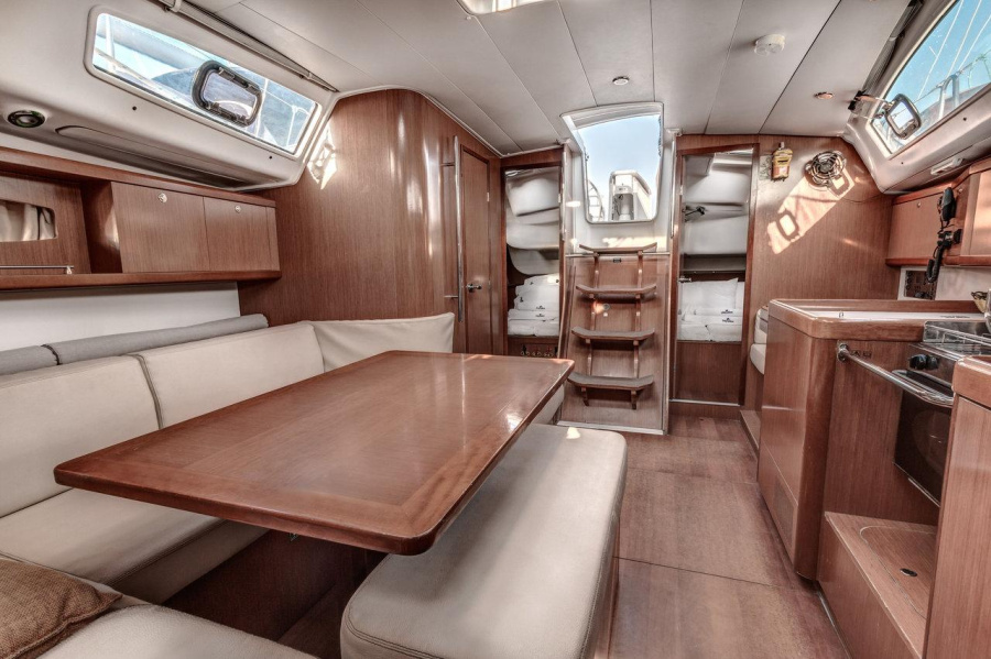 Photo #4 - Oceanis 40 (Pelor) en Corfou - 44920