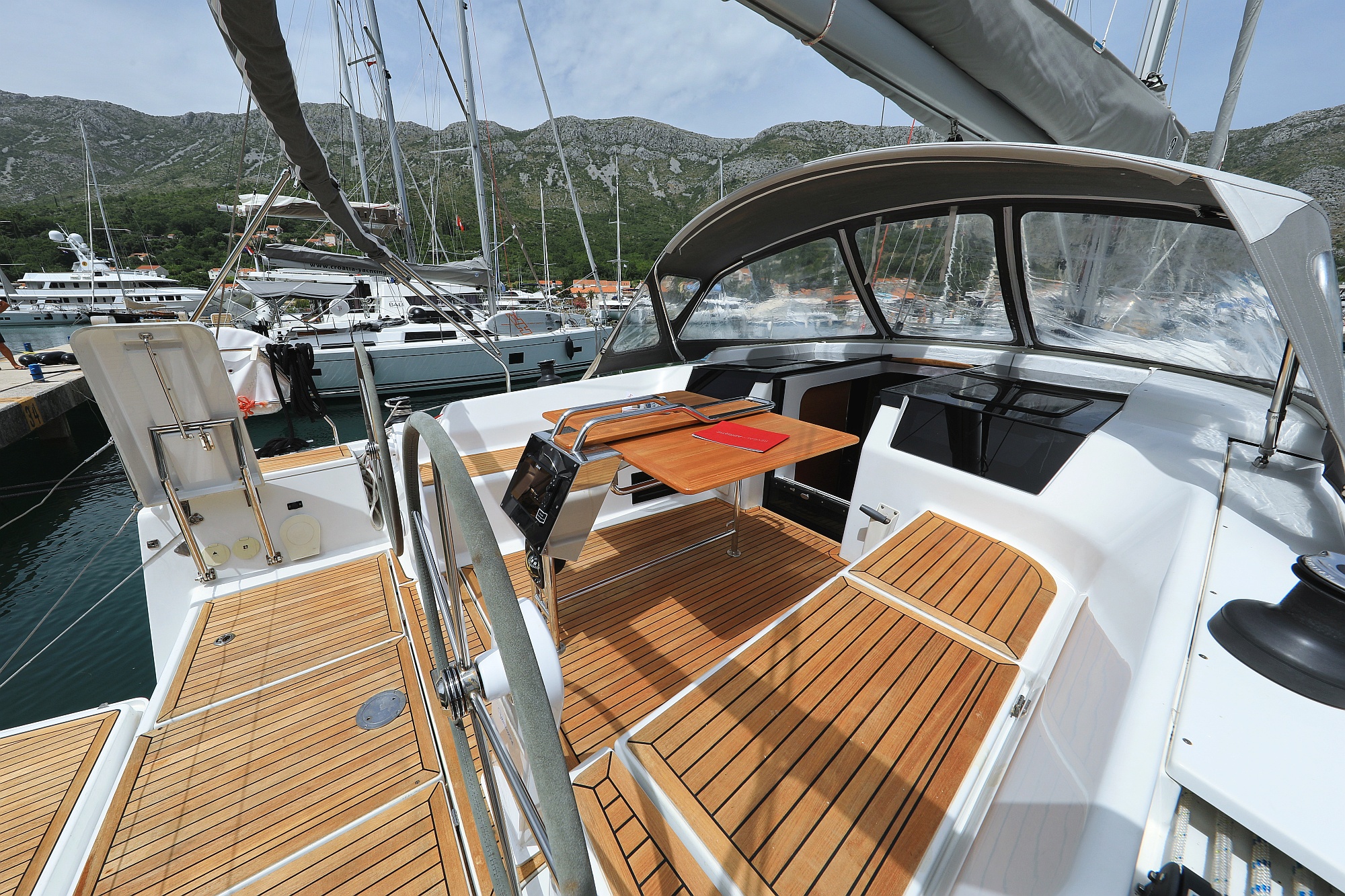 Photo #5 - Hanse 418 - 3 cab. (Vivien) in Dubrovnik - 44968