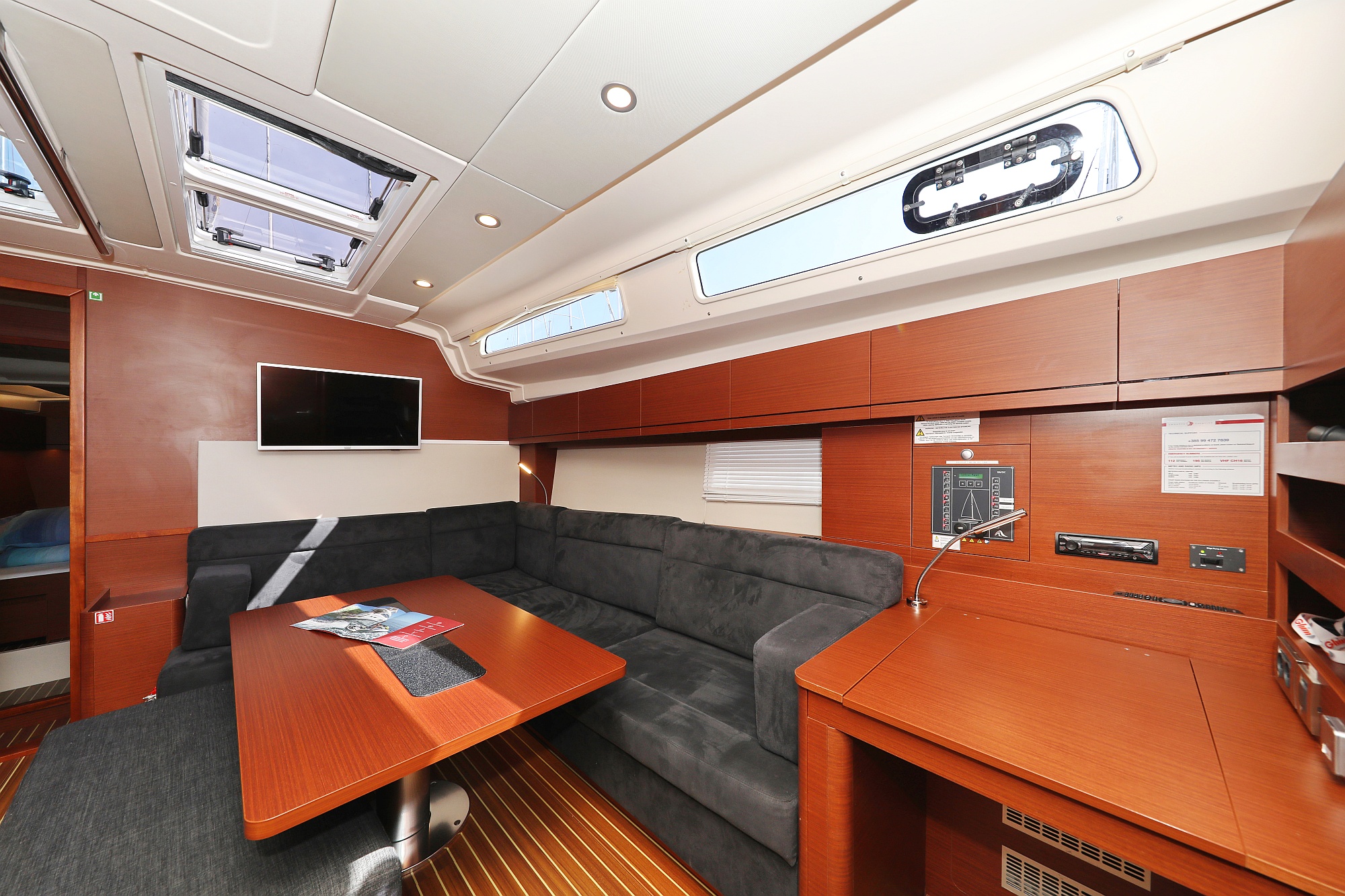 Photo #11 - Hanse 508 - 5 + 1 cab. (Supernatural) in Biograd - 44970