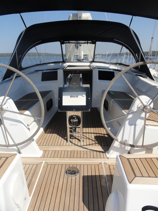 Photo #5 - Hanse 385 (Riana) en Pula - 44998