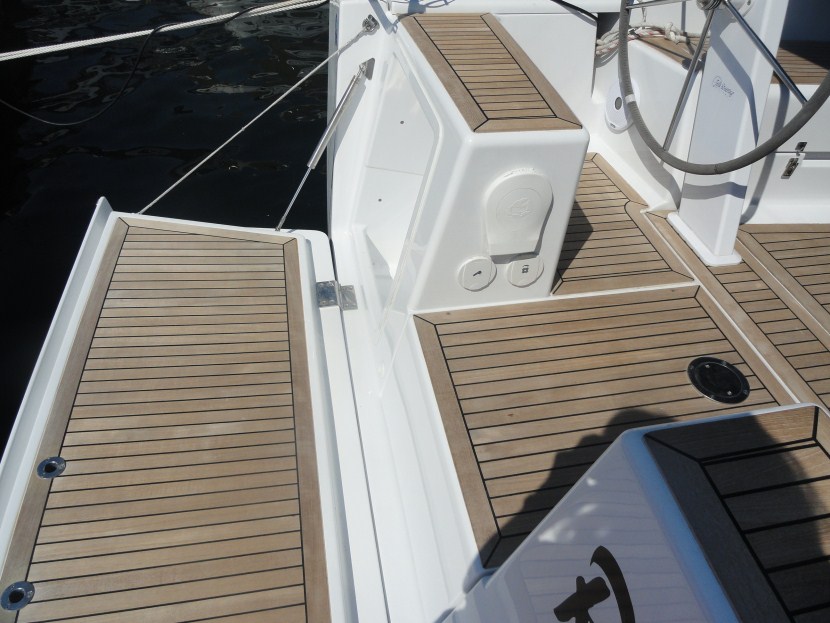 Photo #6 - Hanse 385 (Riana) en Pula - 44998