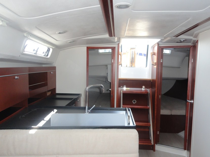 Photo #7 - Hanse 385 (Riana) en Pula - 44998