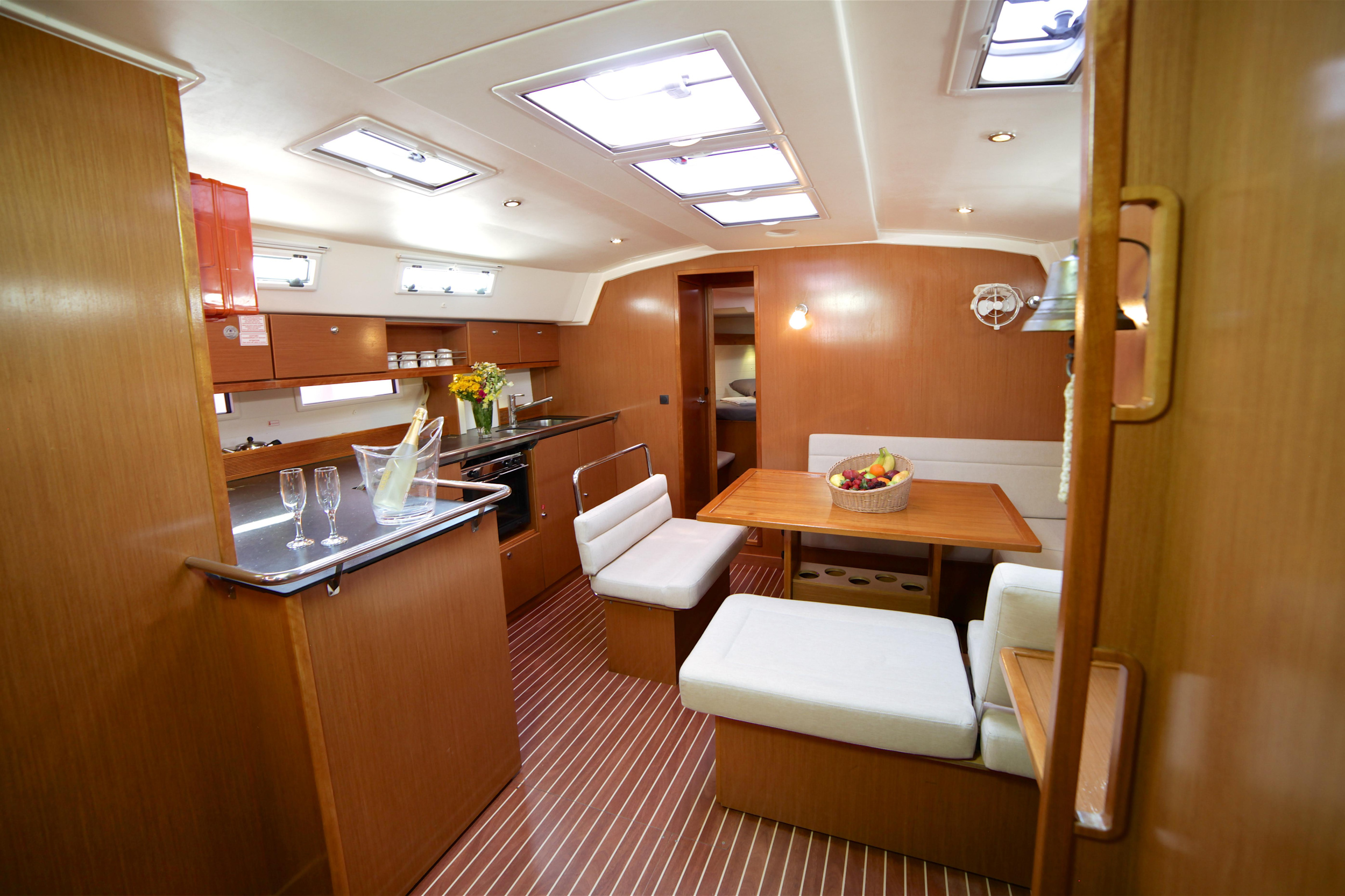 Photo #6 - Bavaria Cruiser 45 - 4 cab. (Sail Bravo) in Fethiye - 45015