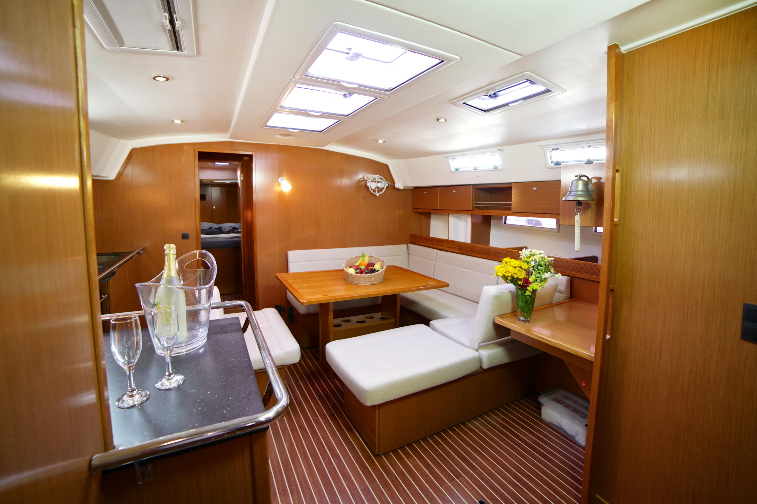 Photo #7 - Bavaria Cruiser 45 - 4 cab. (Sail Bravo) in Fethiye - 45015