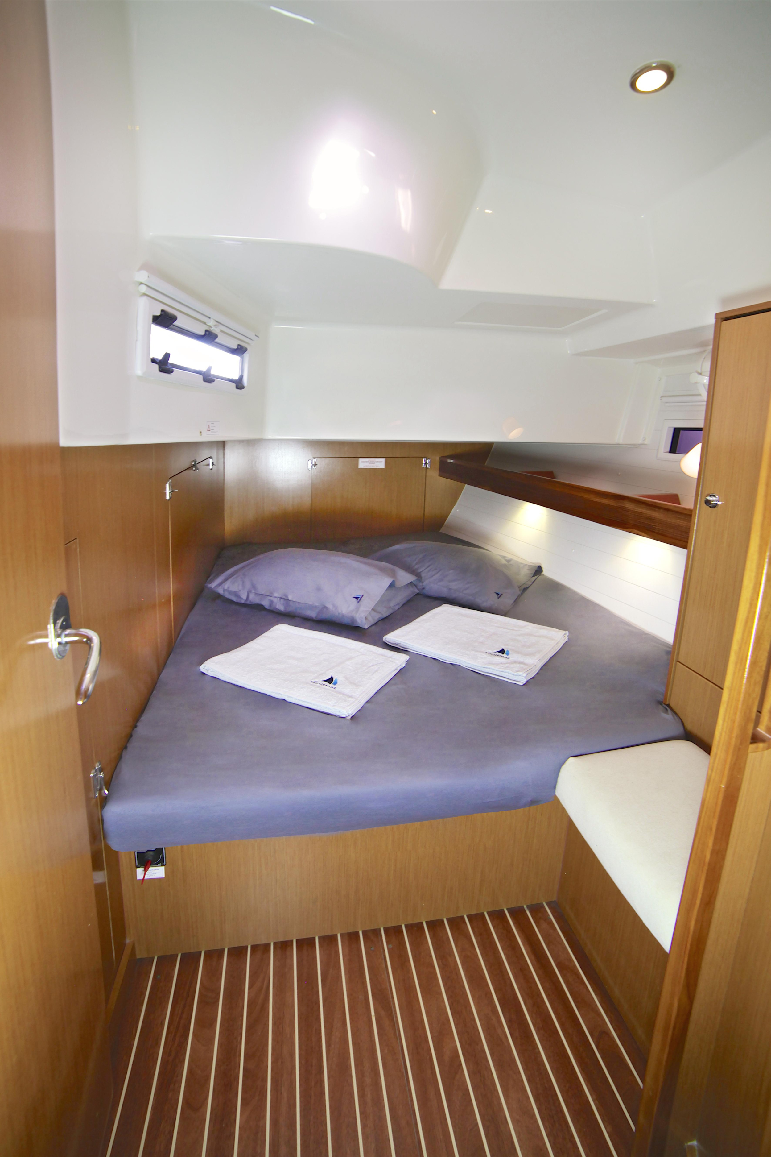 Photo #11 - Bavaria Cruiser 45 - 4 cab. (Sail Bravo) in Fethiye - 45015