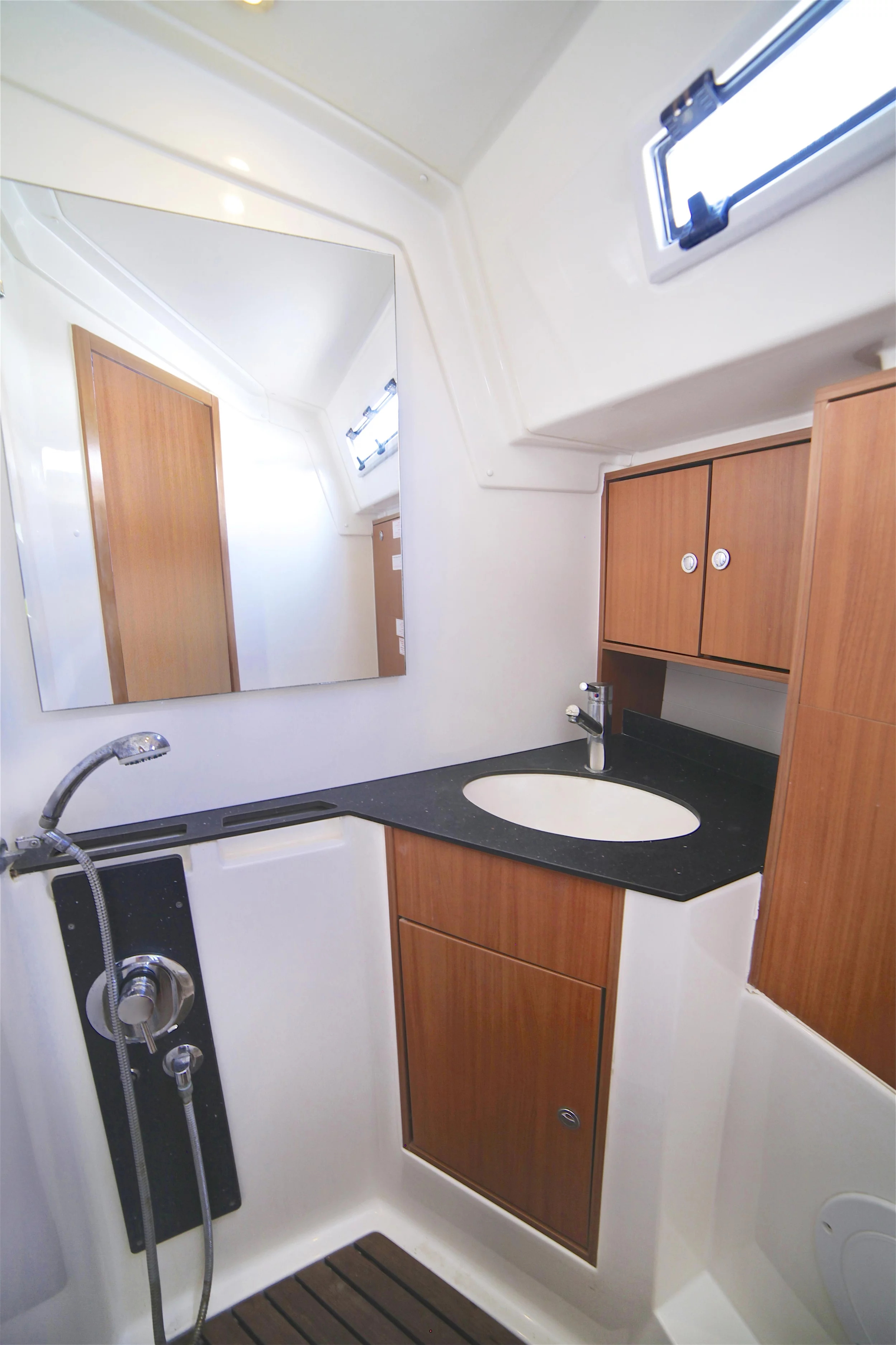 Bavaria Cruiser 45 - 4 cab. (Sail Bravo)  - 16