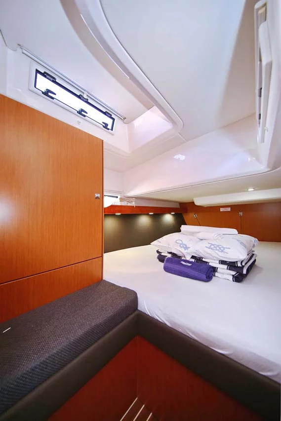Bavaria Cruiser 56 - 5 + 1 cab. (Mandy)  - 13