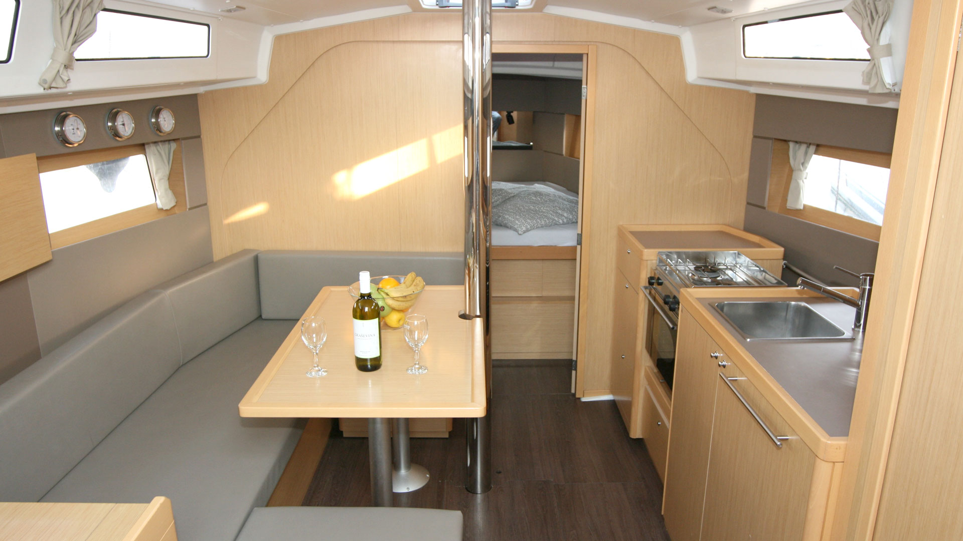 Photo #10 - Oceanis 38 - 3 cab. (Olli) in Pula - 45202