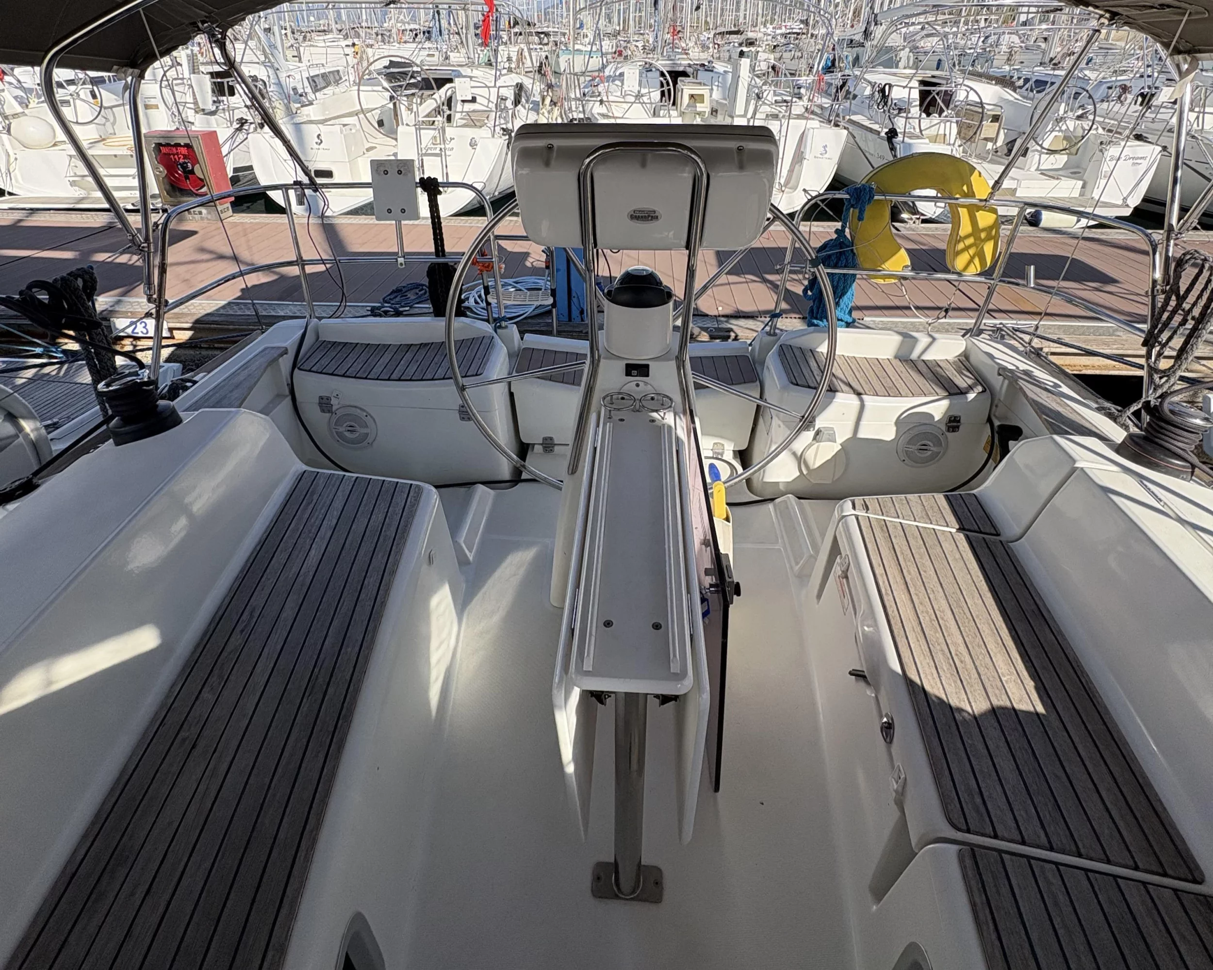 Sun Odyssey 36i (Sail Mira)  - 4