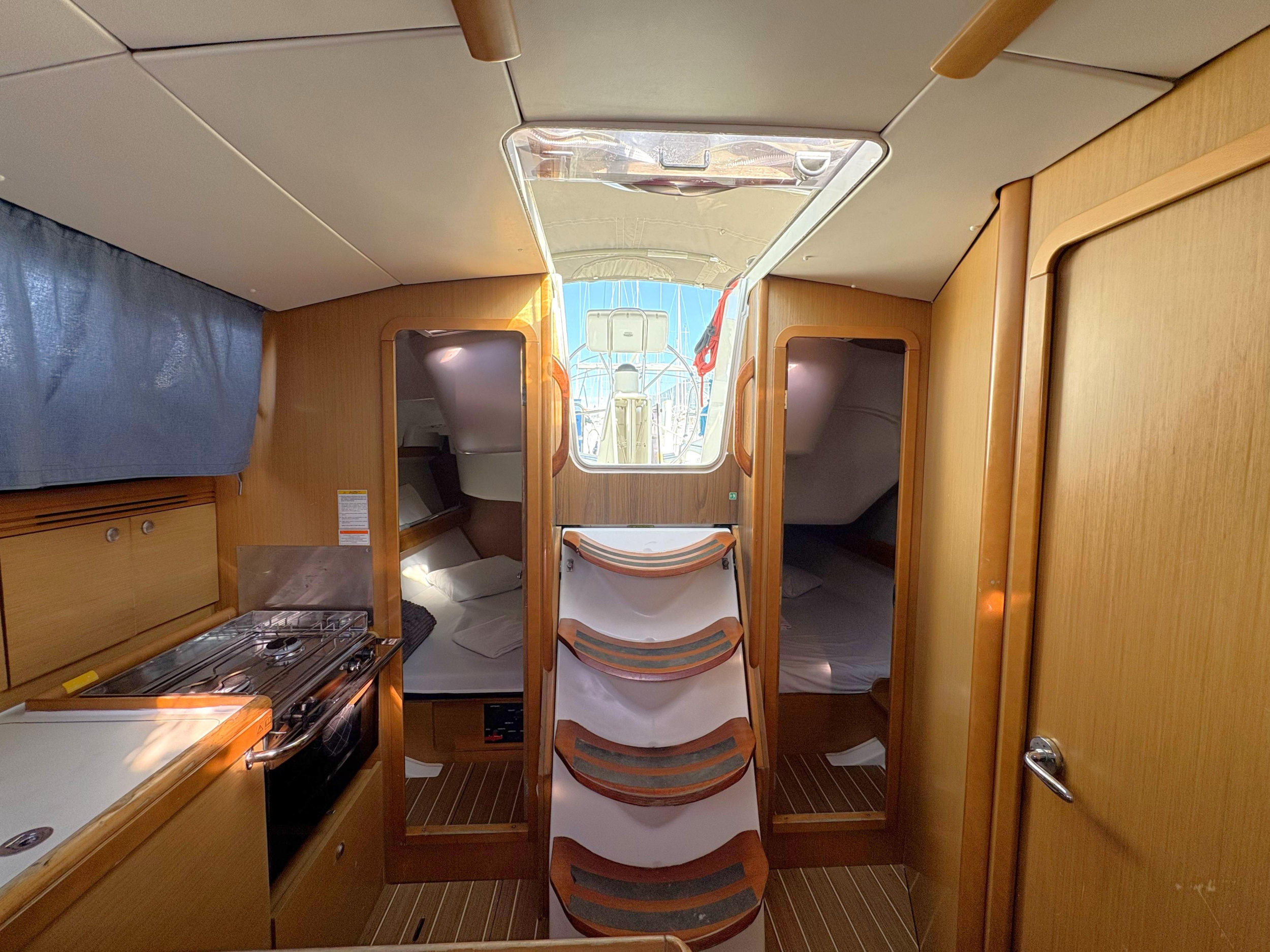 Photo #16 - Sun Odyssey 36i (Sail Mira) in Fethiye - 45234