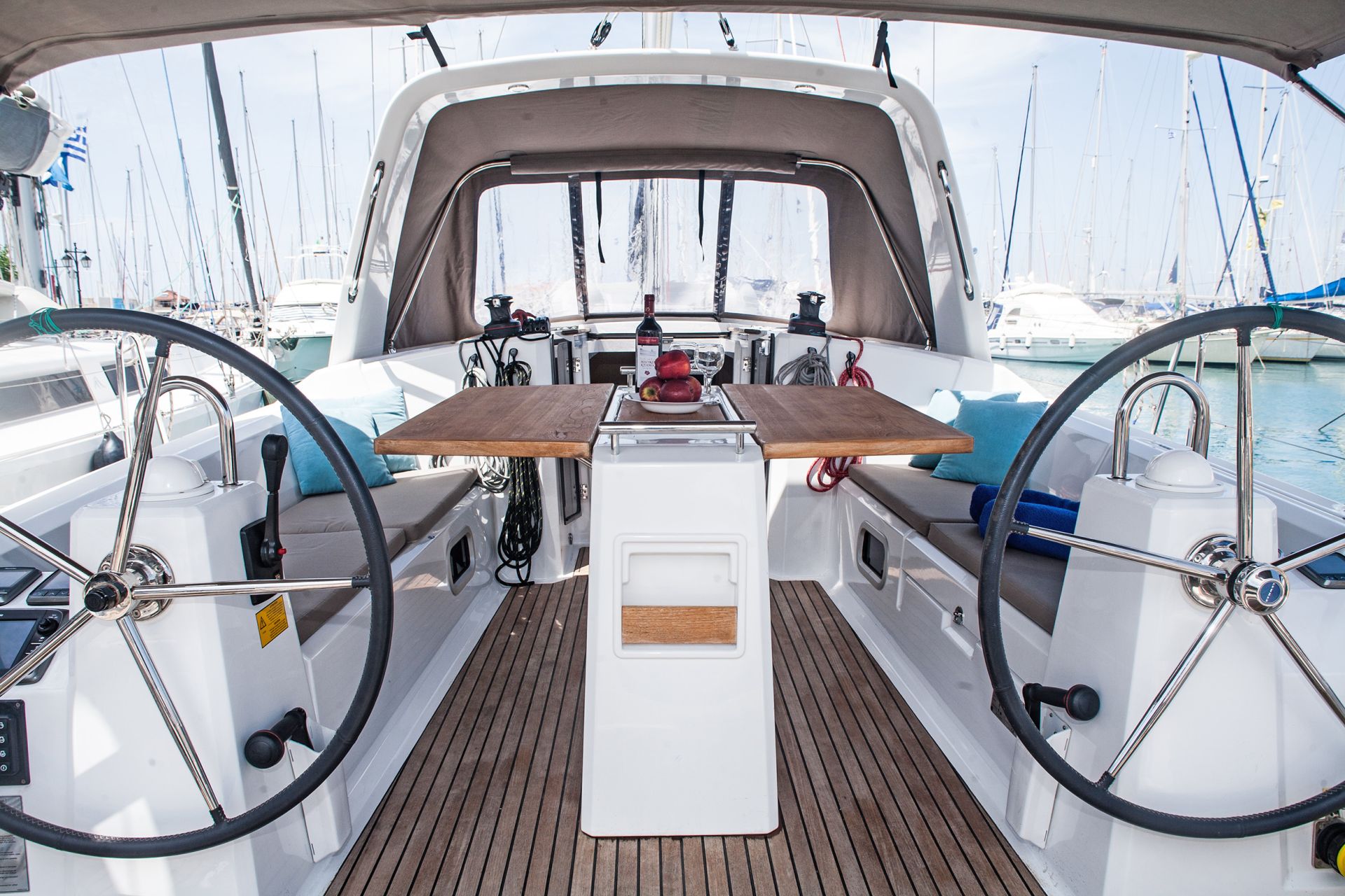 Photo #11 - Oceanis 38 - 3 cab. (Zografia) in Lefkada - 45240