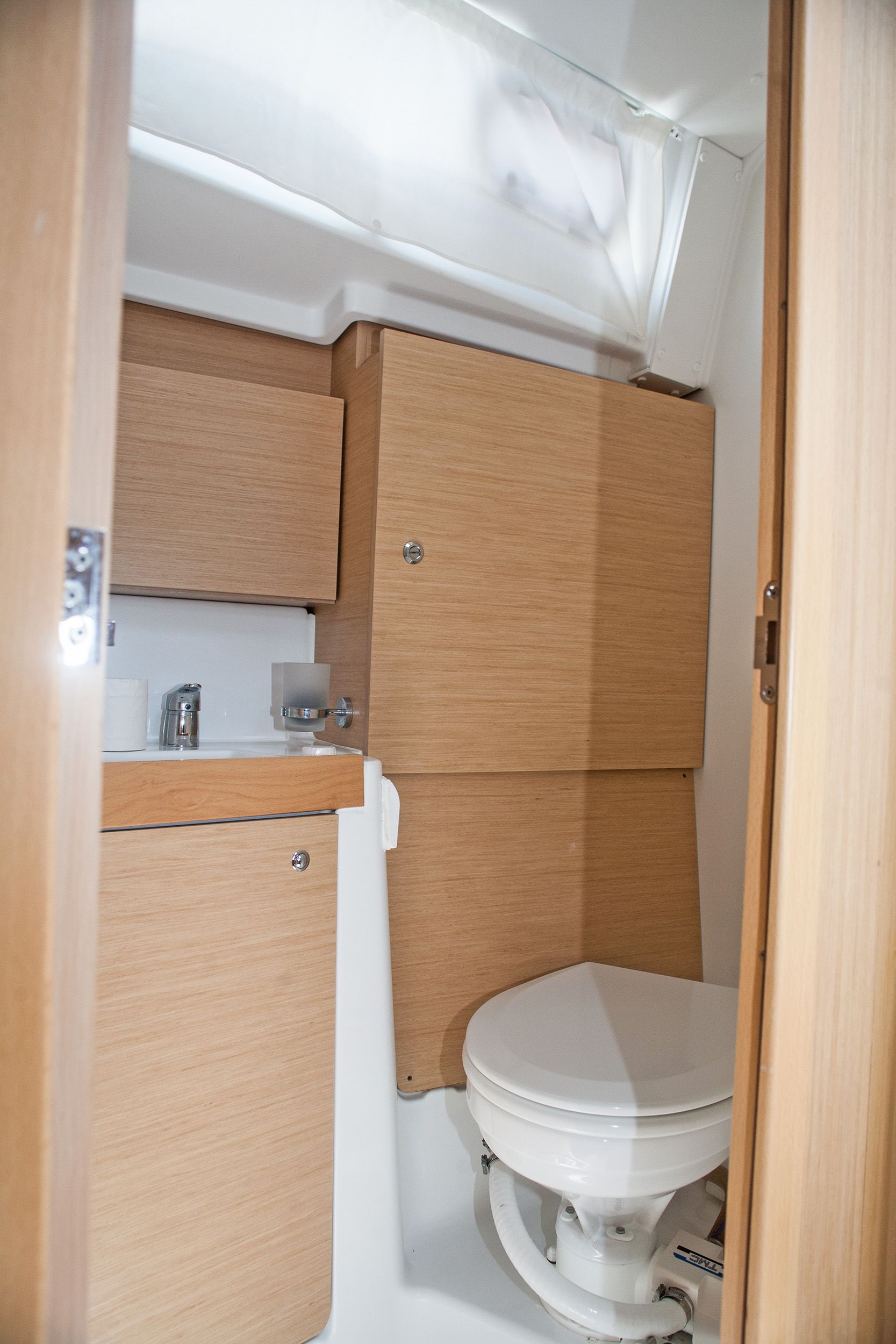 Photo #3 - Oceanis 38 - 3 cab. (Zografia) in Lefkada - 45240