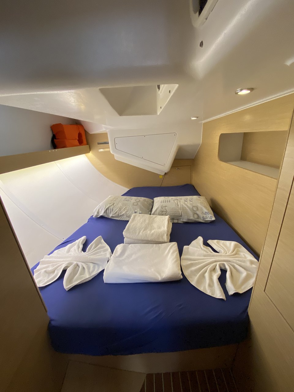 Photo #12 - Elan Impression 50 - 4 cab. (Epoch) in Fethiye - 45275