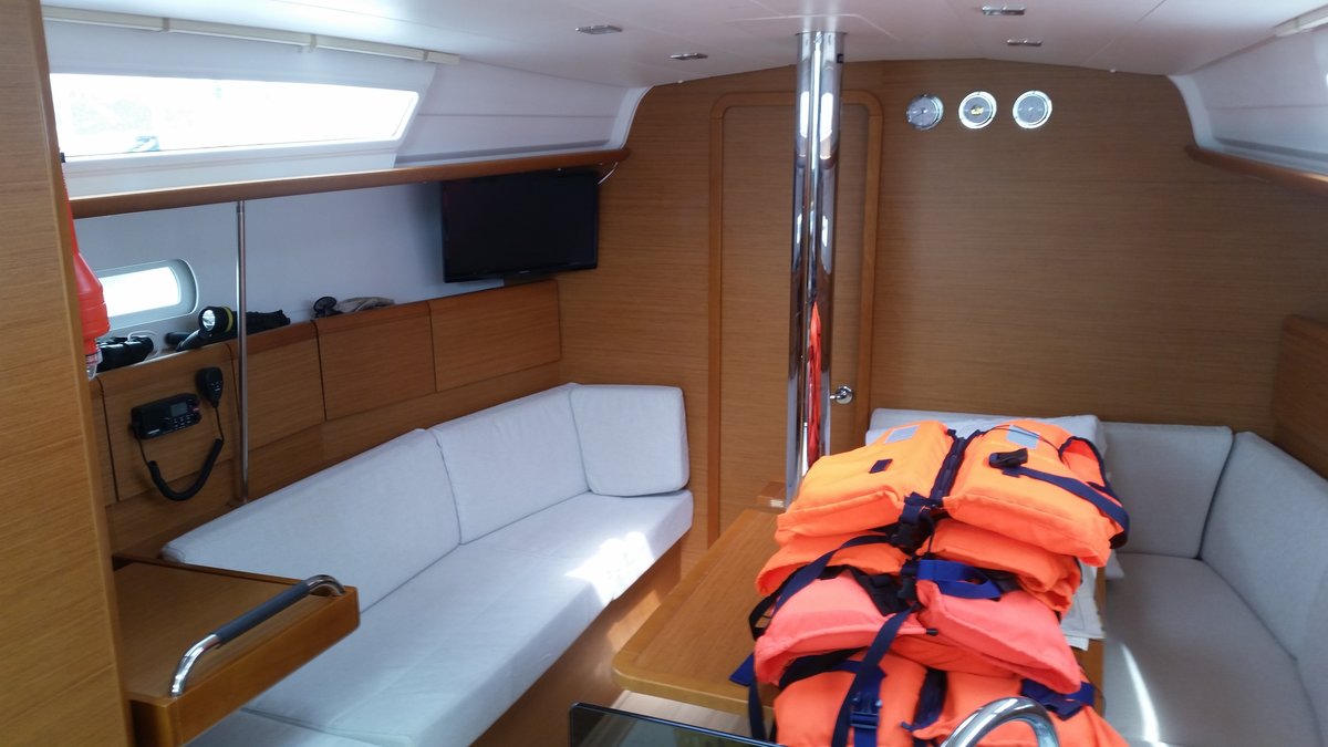 Photo #10 - Sun Odyssey 379 (Orion) en Sukosan - 45323